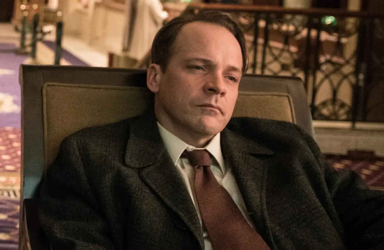 Errol Morris imagines CIA scientist Frank Olson’s last days, with help from Peter Sarsgaard. (Netflix)