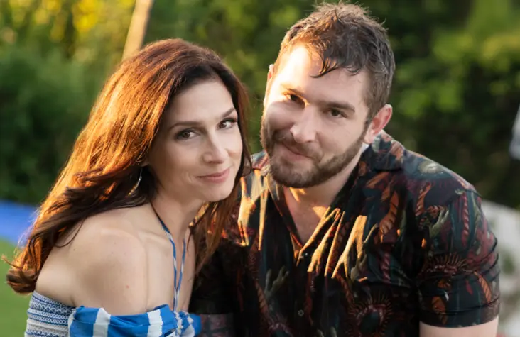 Shoshannah Stern and Joshua Feldman star as best friends Kate and Michael in Sundance's This Close (Photo: Michael Moriatis/SundanceNow)