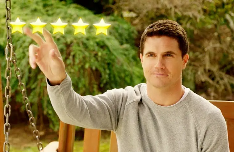 Robbie Amell stars in Upload. (Amazon)