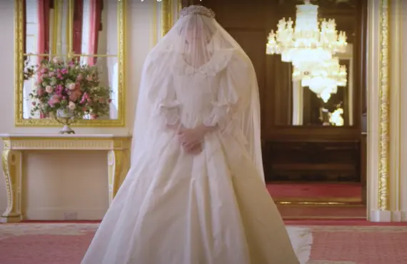 the crown princess diana wedding dress Princess Diana's Wedding Dress