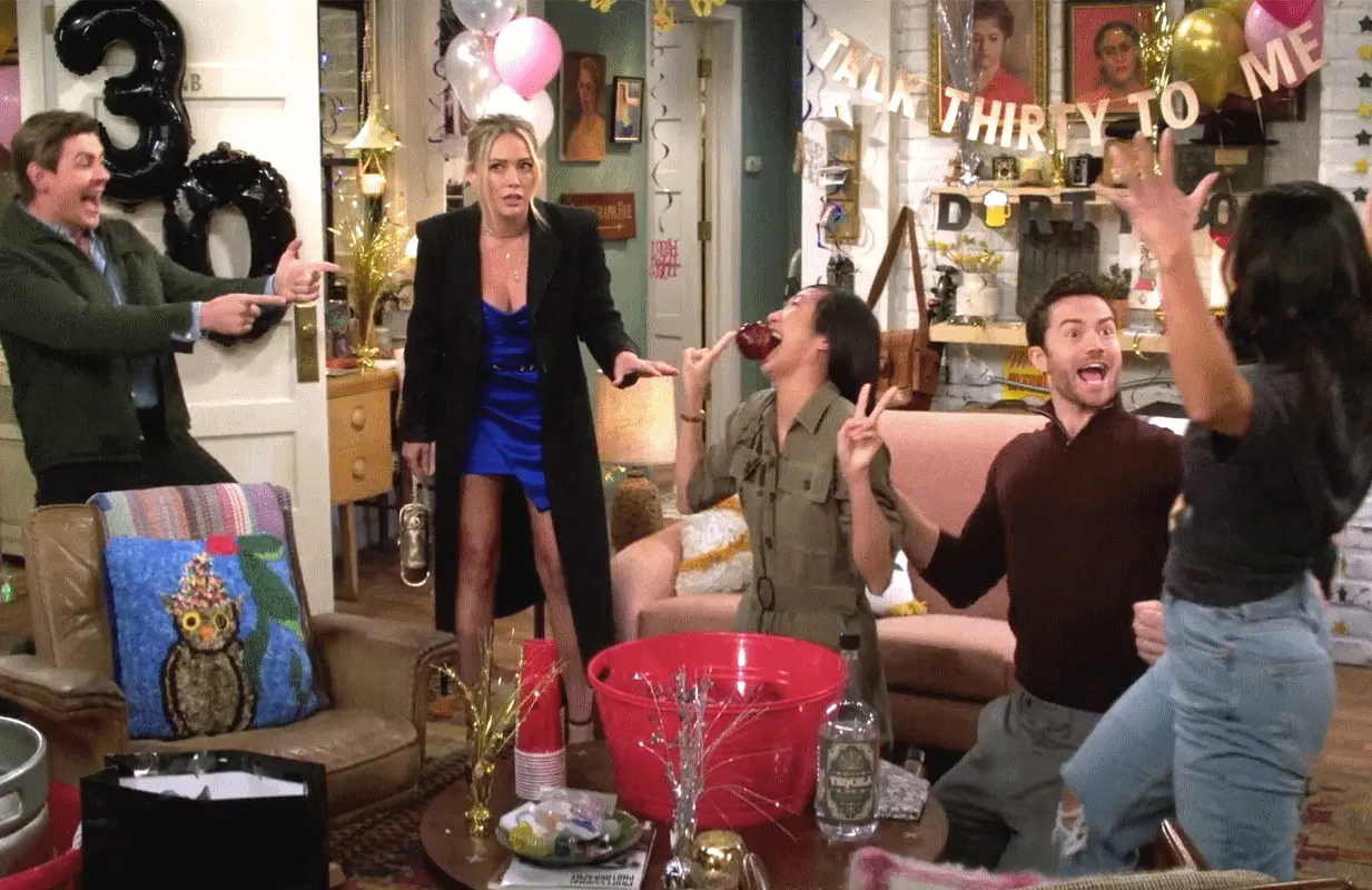 Everything old is new again: Hilary Duff stars in Hulu's How I Met Your Father. (Photo: Hulu)