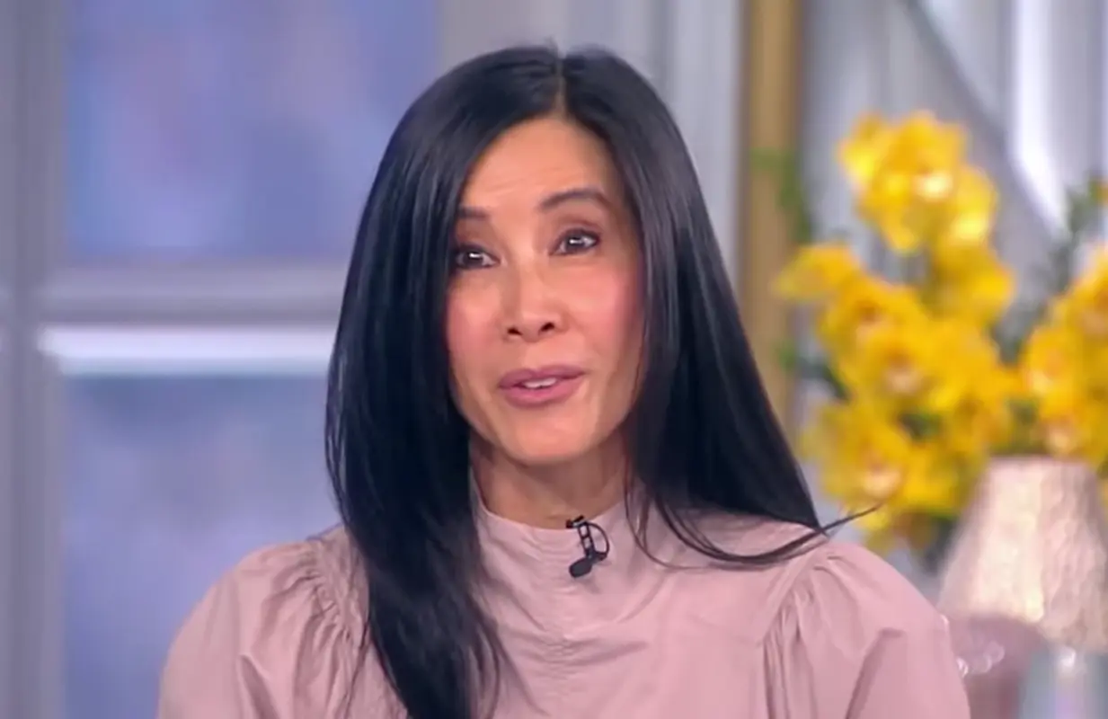 Former panelist Lisa Ling brought life back to The View in her first of four days as a guest co-host. (Photo: ABC)