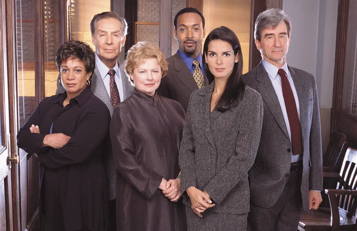 Remember when? The cast of Law &amp; Order Season 3. (Photo: NBC)
