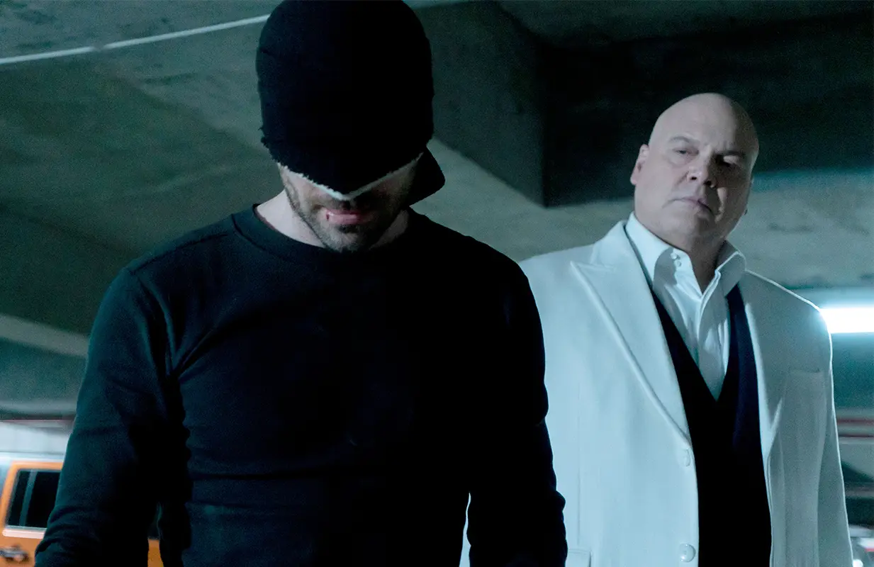 Charlie Cox and Vincent D'Onofrio in Daredevil (Photo: Everett Collection)