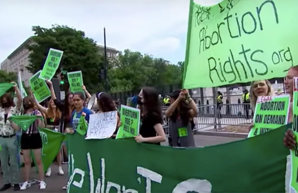 Protestors outside Supreme Court building in the wake of the Roe v. Wade decision (Photo: ABC News/YouTube)