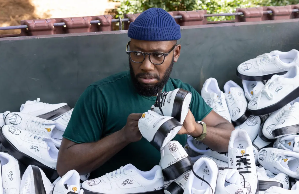 Lamorne Morris in Woke (Photo: Mark Hill/Hulu)