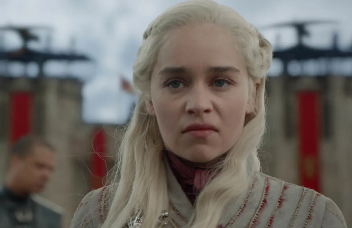 Emilia Clarke in Game of Thrones (Photo: Helen Sloan/HBO)