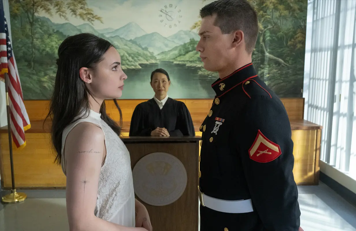 Sofia Carson and Nicholas Galitzine in Purple Hearts (Photo: Netflix)