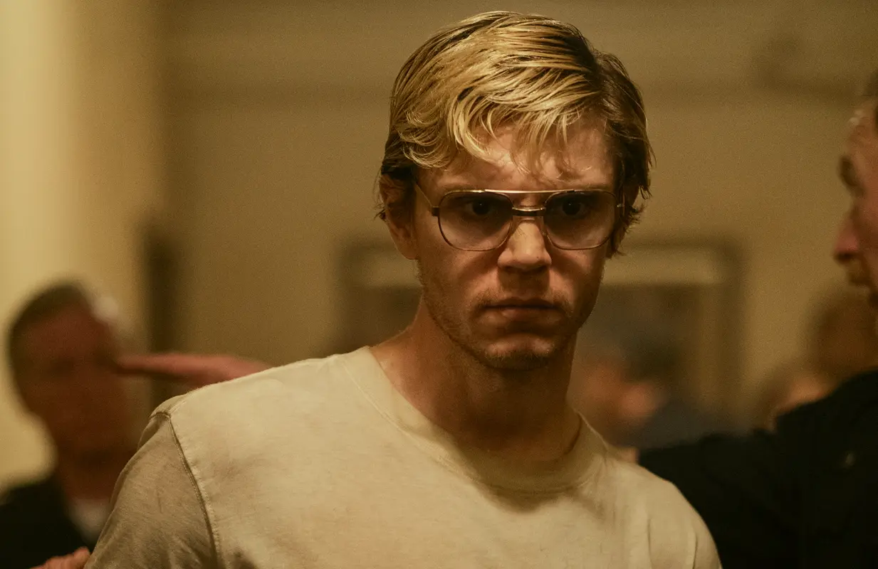 Evan Peters in Dahmer: Monster - The Jeffrey Dahmer Story. (Photo: Netflix)