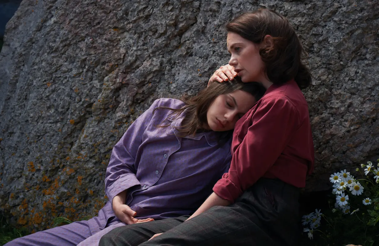 Dafne Keen and Ruth Wilson in Season 3 of His Dark Materials (Photo: Simon Ridgway/HBO)