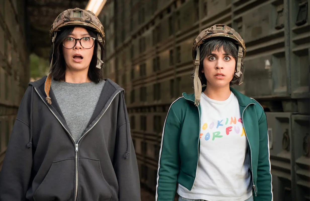 Charlotte Nicdao, Ashly Burch in Mythic Quest (Photo: Apple TV+)