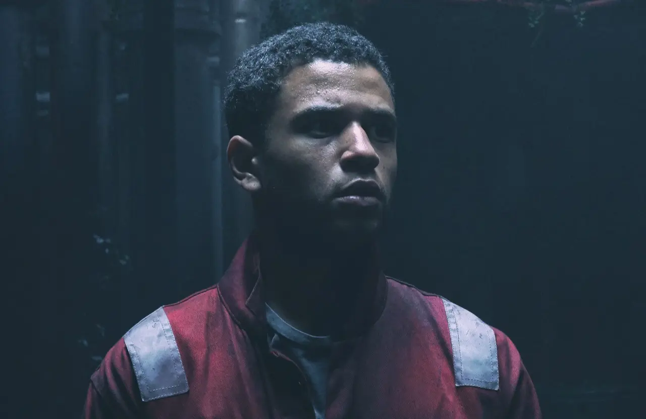Calvin Demba in The Rig (Photo: Prime Video)