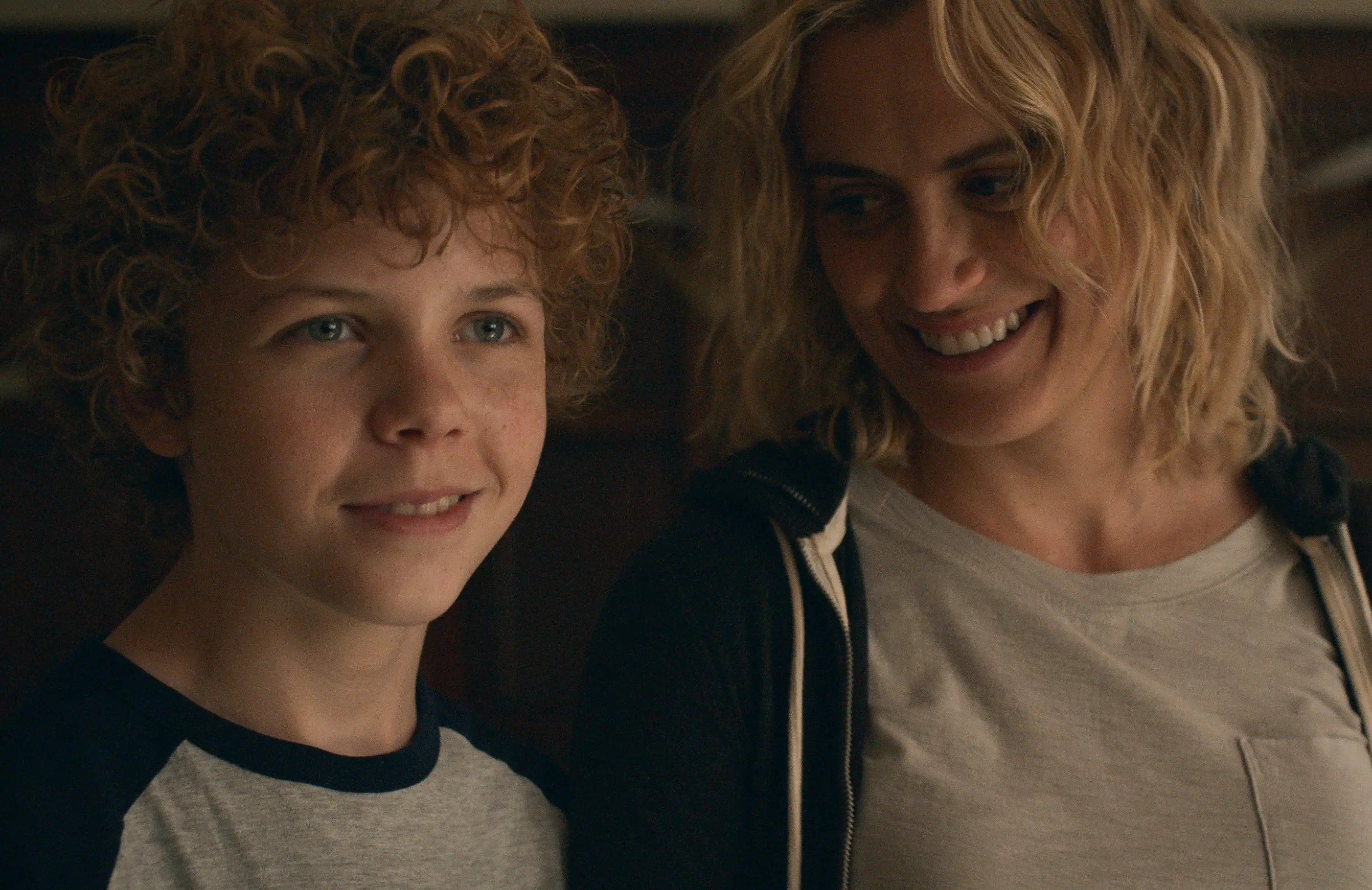 Colin O'Brien and Taylor Schilling in Dear Edward (Photo: Apple TV+)