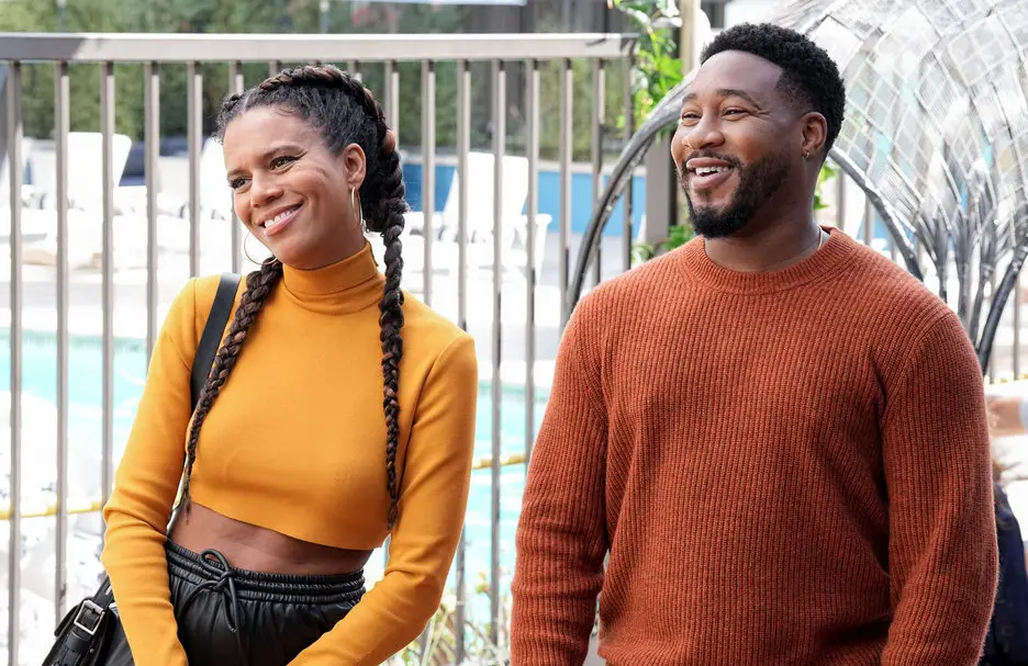 Grasie Mercedes and Aaron Jennings in Grand Crew (Photo: Elizabeth Morris/NBC)