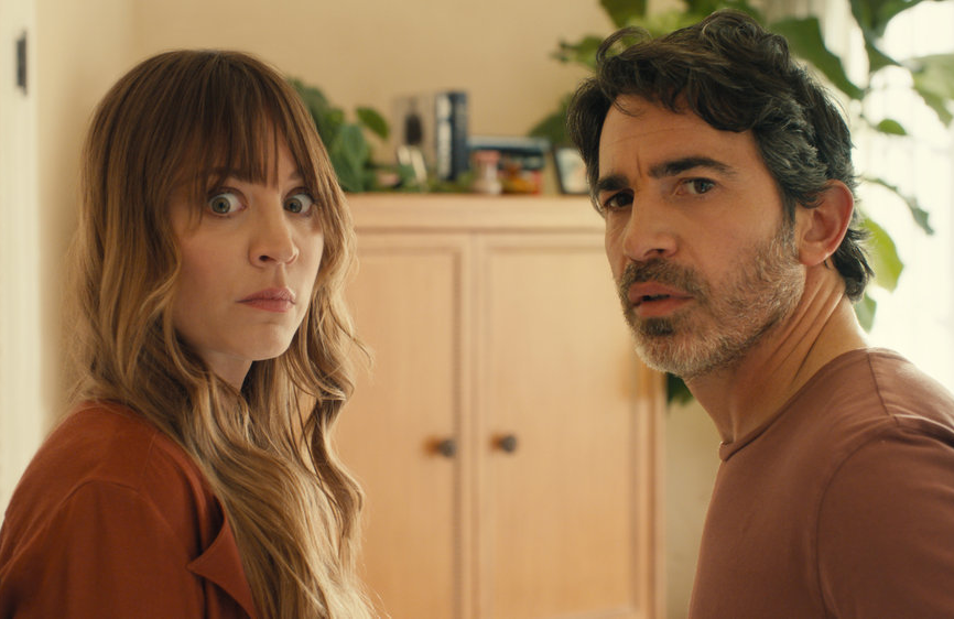Kaley Cuoco and Chris Messina in Based on a True Story (Photo: Peacock)