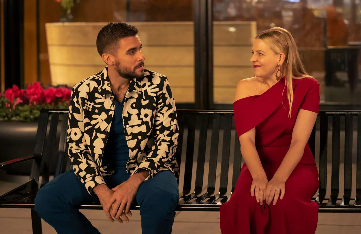 Josh Segarra, Helène Yorke in The Other Two (Photo: Greg Endries/Max)