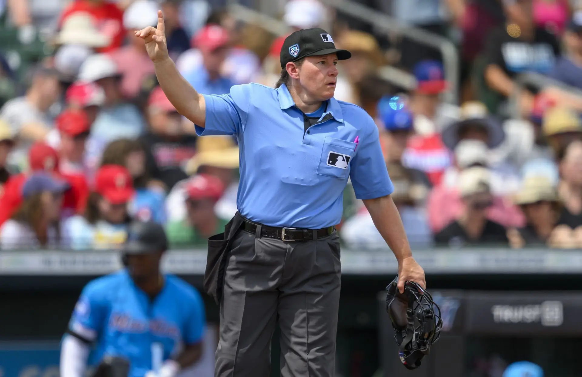 Jen Pawol during an MLB spring training game (Image via Getty)