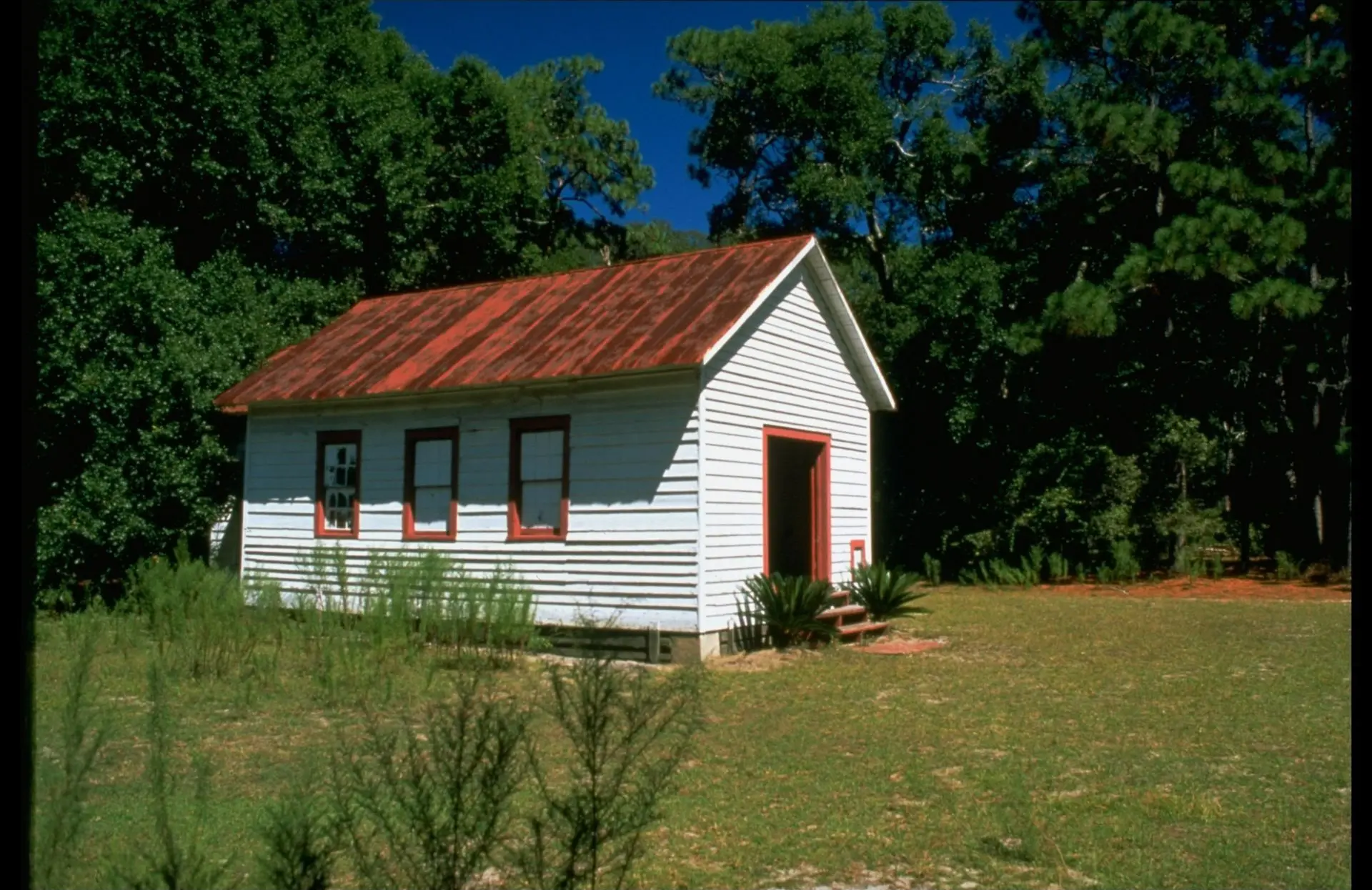 The church where JFK Jr. and Carolyn Bessette-Kennedy secretly tied the knot (Image via Getty)