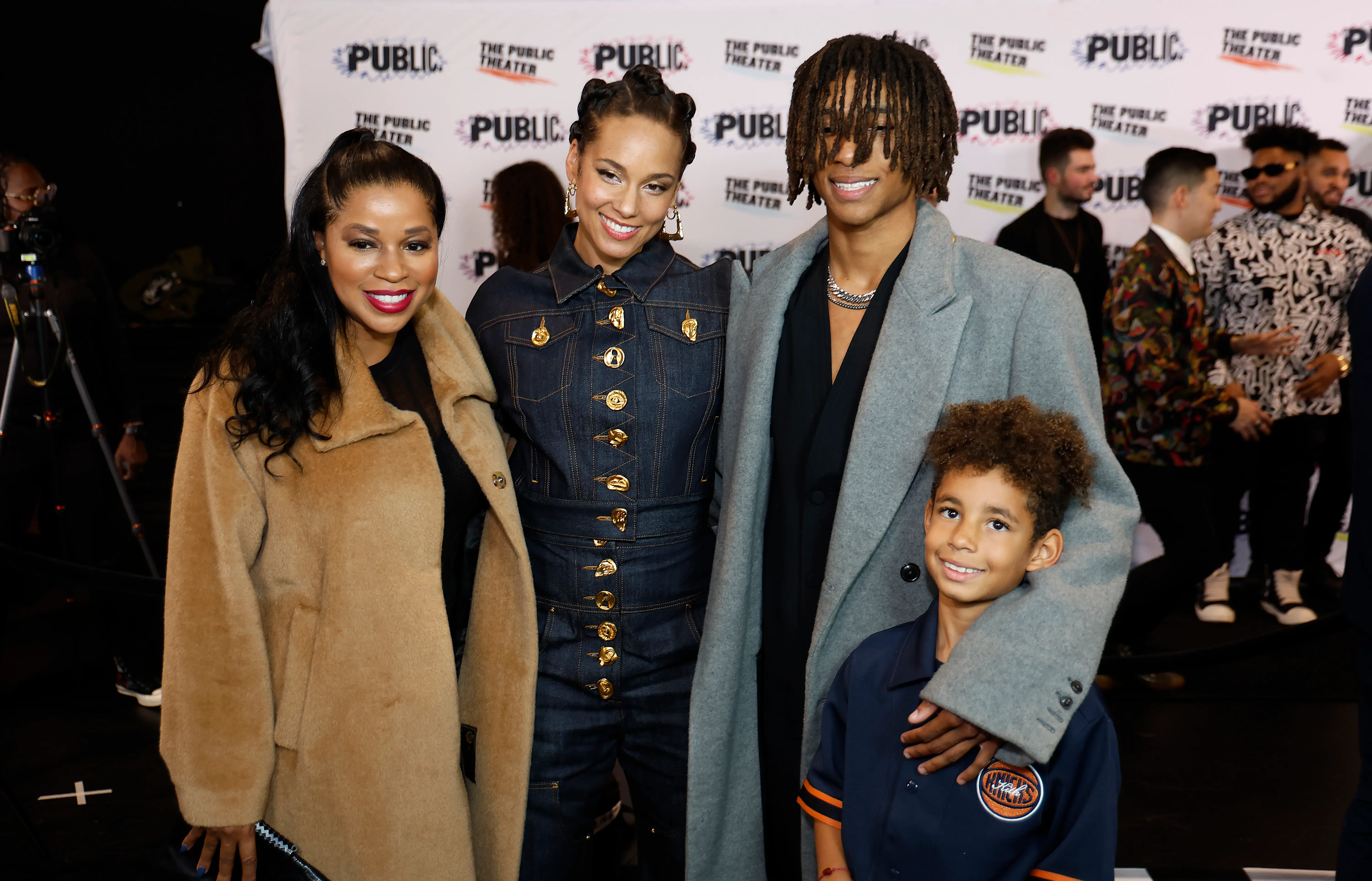 Mashonda and Alicia Keys Swizz Beatz' sons Kaseem Dean Jr., and Genesis Ali Dean in November 2023  (Image via John Lamparski/Getty Images)