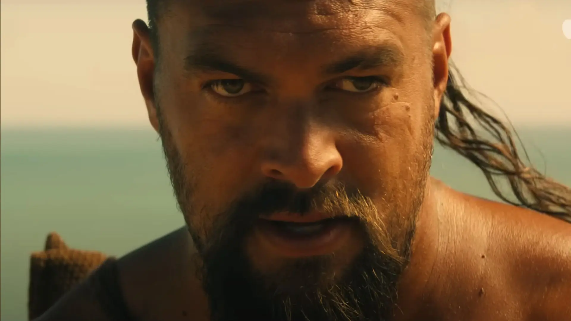 A scene from Chief of War (Image via YouTube/@Apple Tv+)