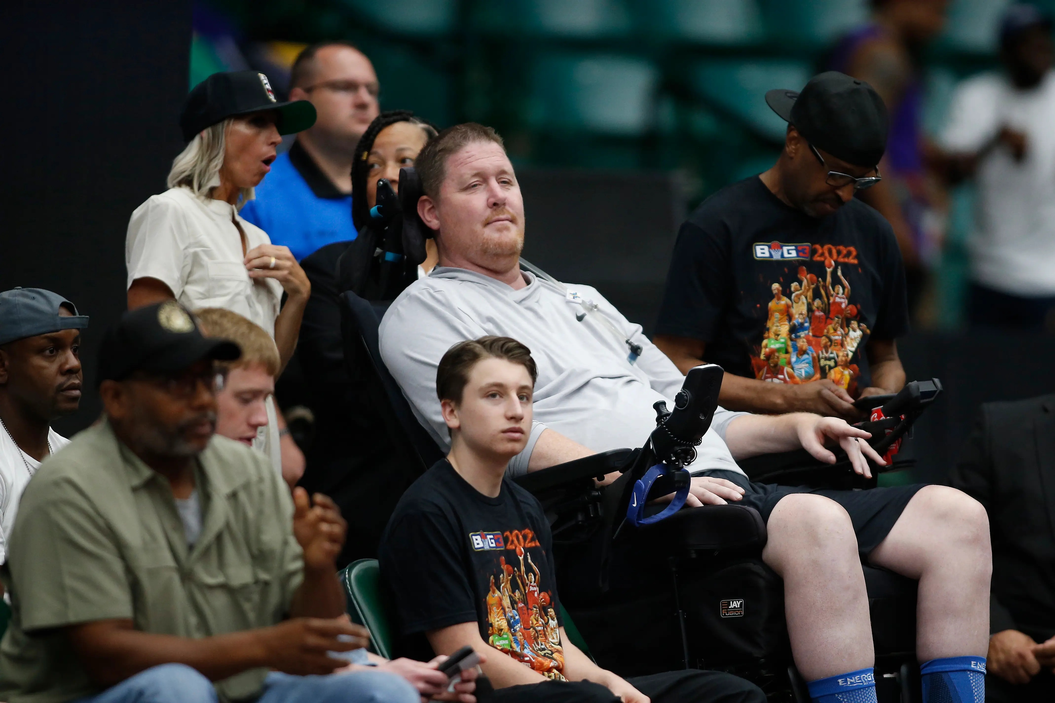 Shawn Bradley was paralyzed due to a spinal injury following an accident (Photo by Tim Heitman/Getty Images)