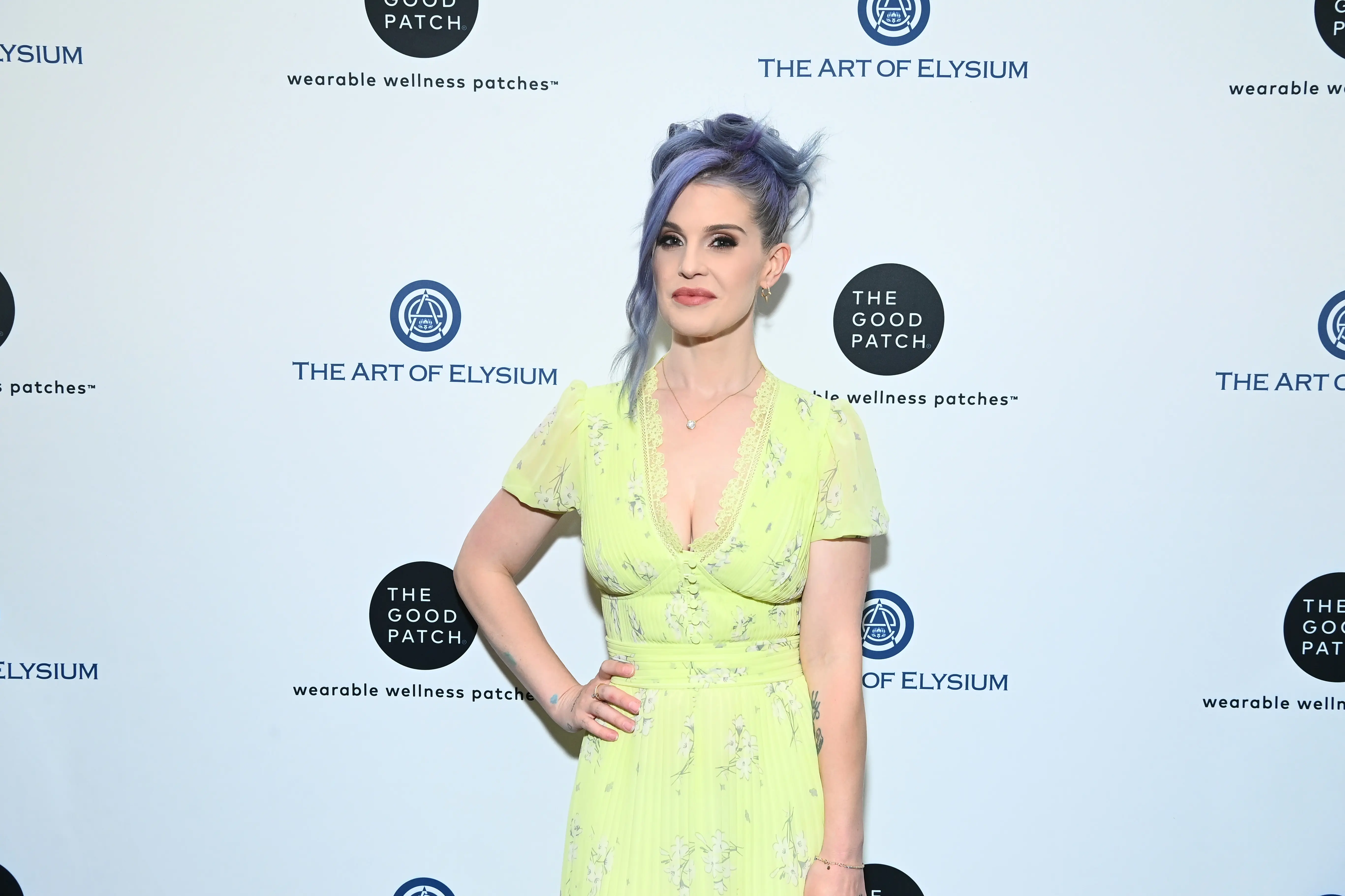 Lego Masters Jr. host Kelly Osbourne (Image via Getty)