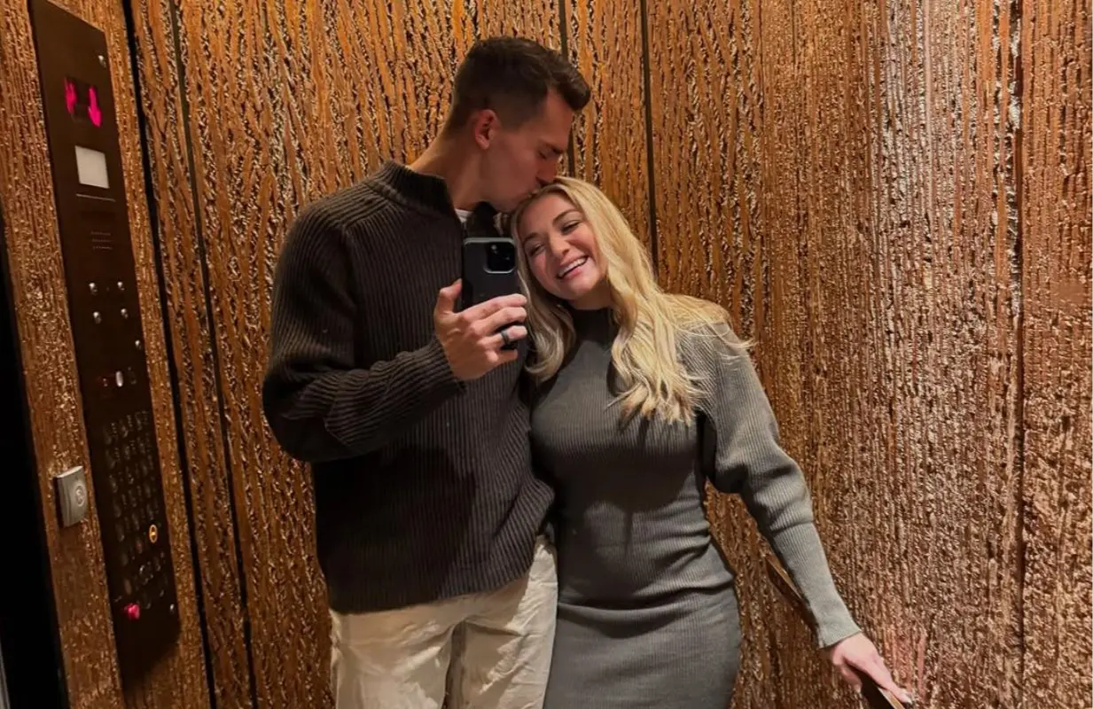 Matt Howard & Abby Howard (Image via Instagram/@_matt_howard_)