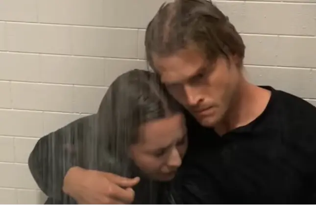 Vaghn comforted Josslyn (Image via ABC Network)