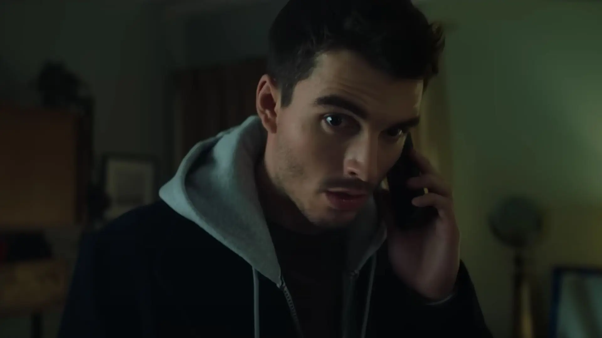 Corey Mylchreest as ﻿Matheo Lewis in Hostage (Image via YouTube/@Netflix)