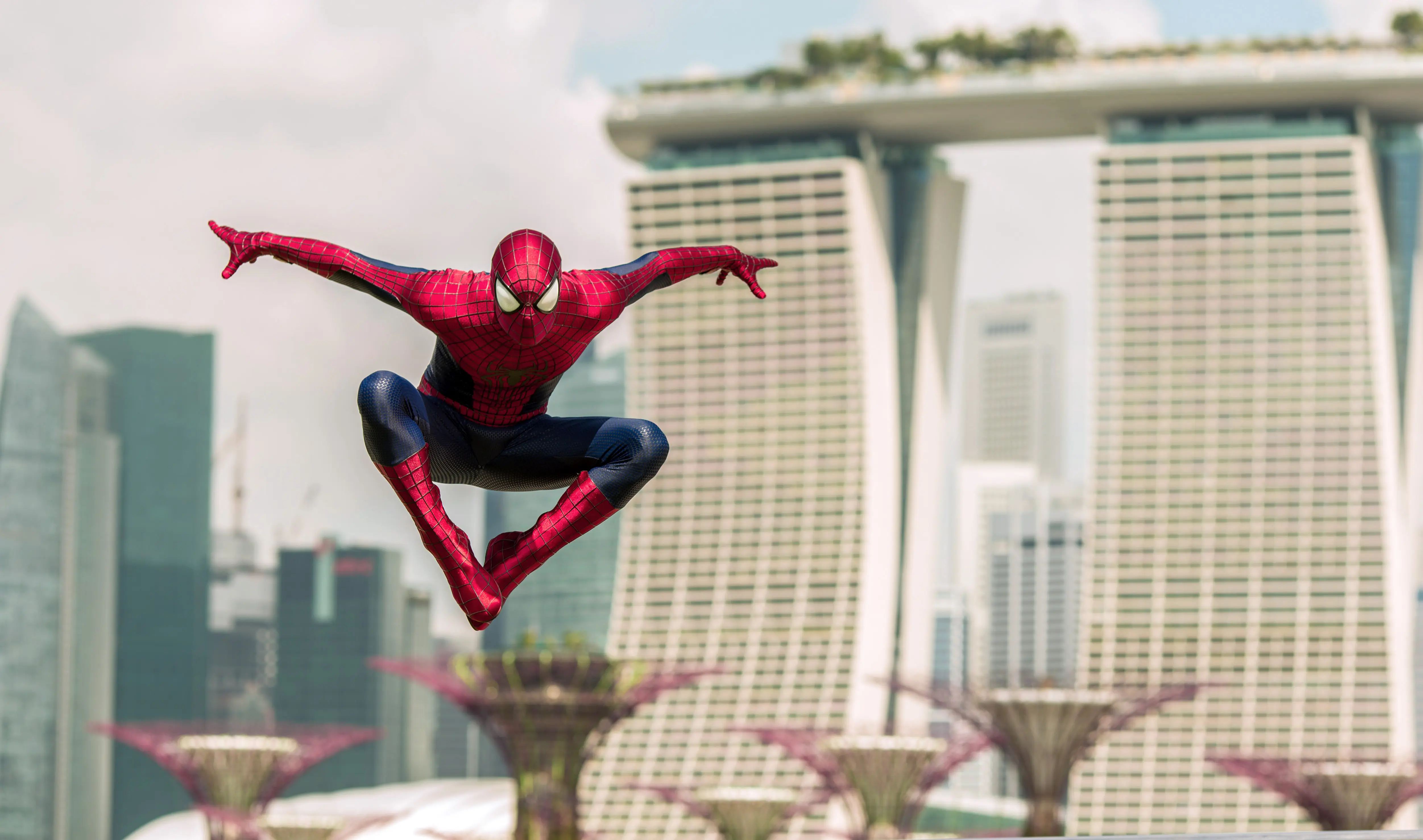 SINGAPORE - MARCH 27:  (EDITORS NOTE: This image has been retouched.) (EXCLUSIVE COVERAGE) Spider-Man explores Singapore during his time in town for "The Amazing Spider-Man 2" on March 27, 2014 in Singapore.  (Photo by Christopher Polk/Getty Images for Sony)