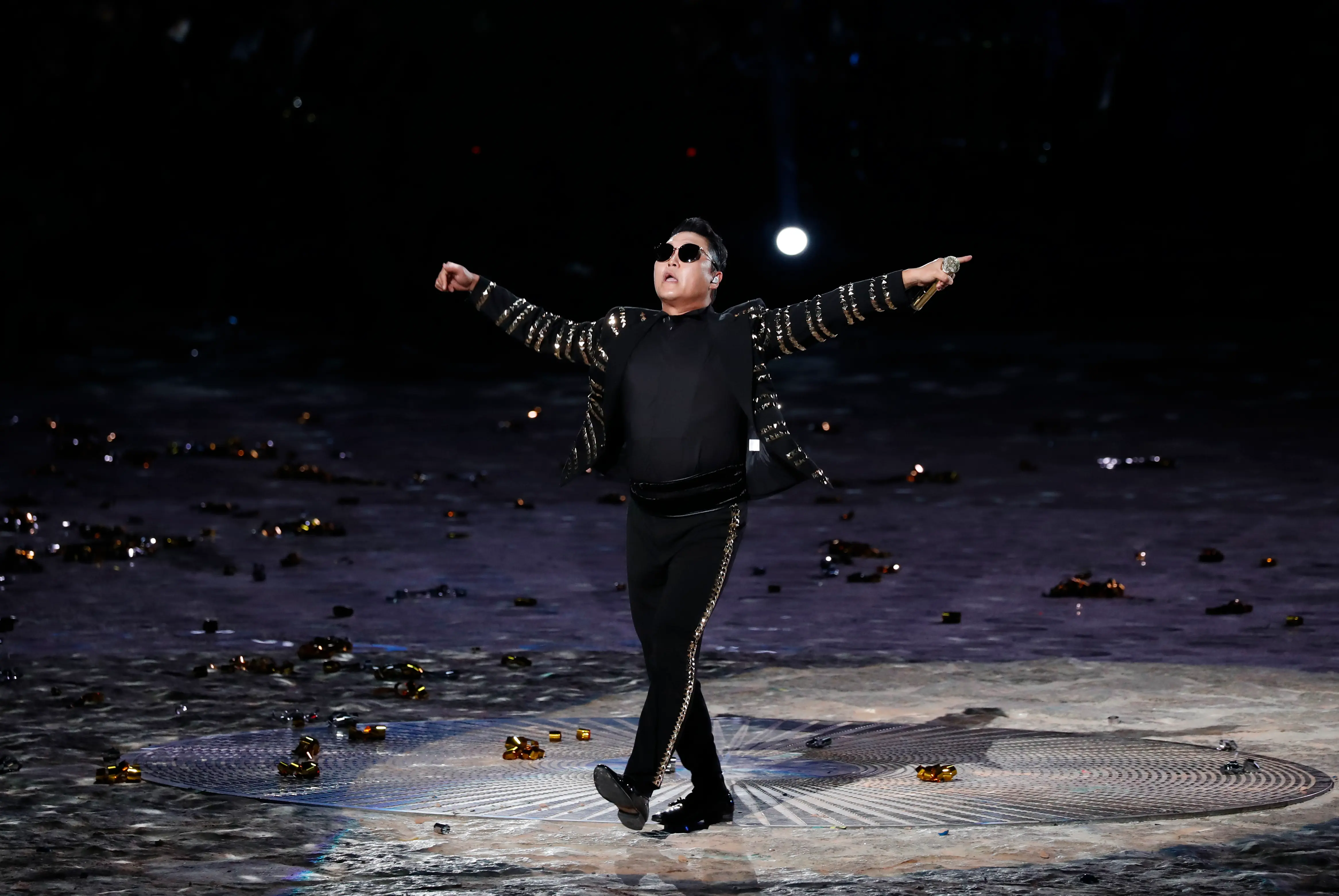 PSY performs during the 70th anniversary of Armed Forces Day at the War Memorial (Image via Getty).