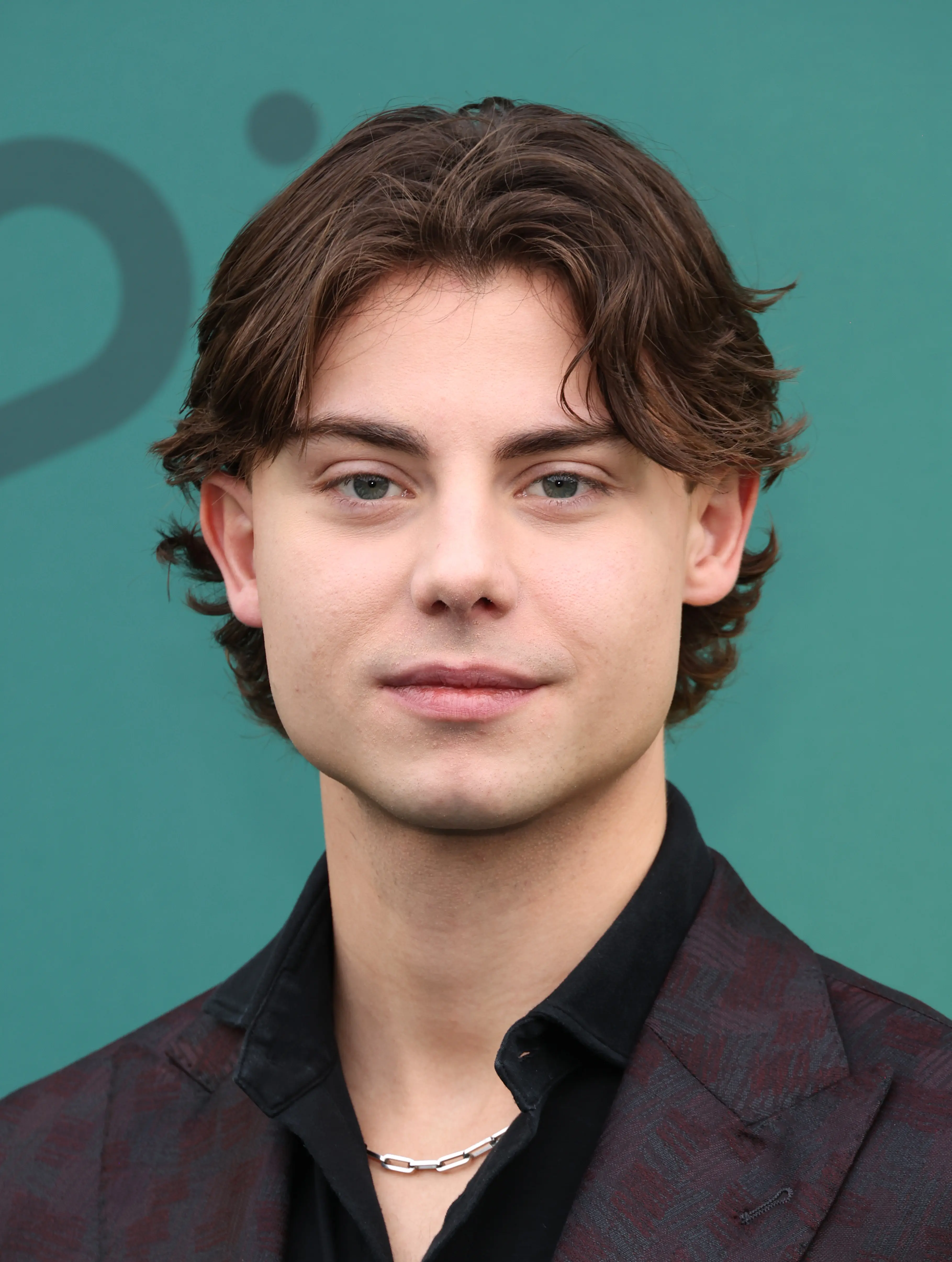 SANTA MONICA, CALIFORNIA - FEBRUARY 18: Carson MacCormac attends the 2024 People's Choice Awards at Barker Hangar on February 18, 2024 in Santa Monica, California. (Photo by Monica Schipper/Getty Images)