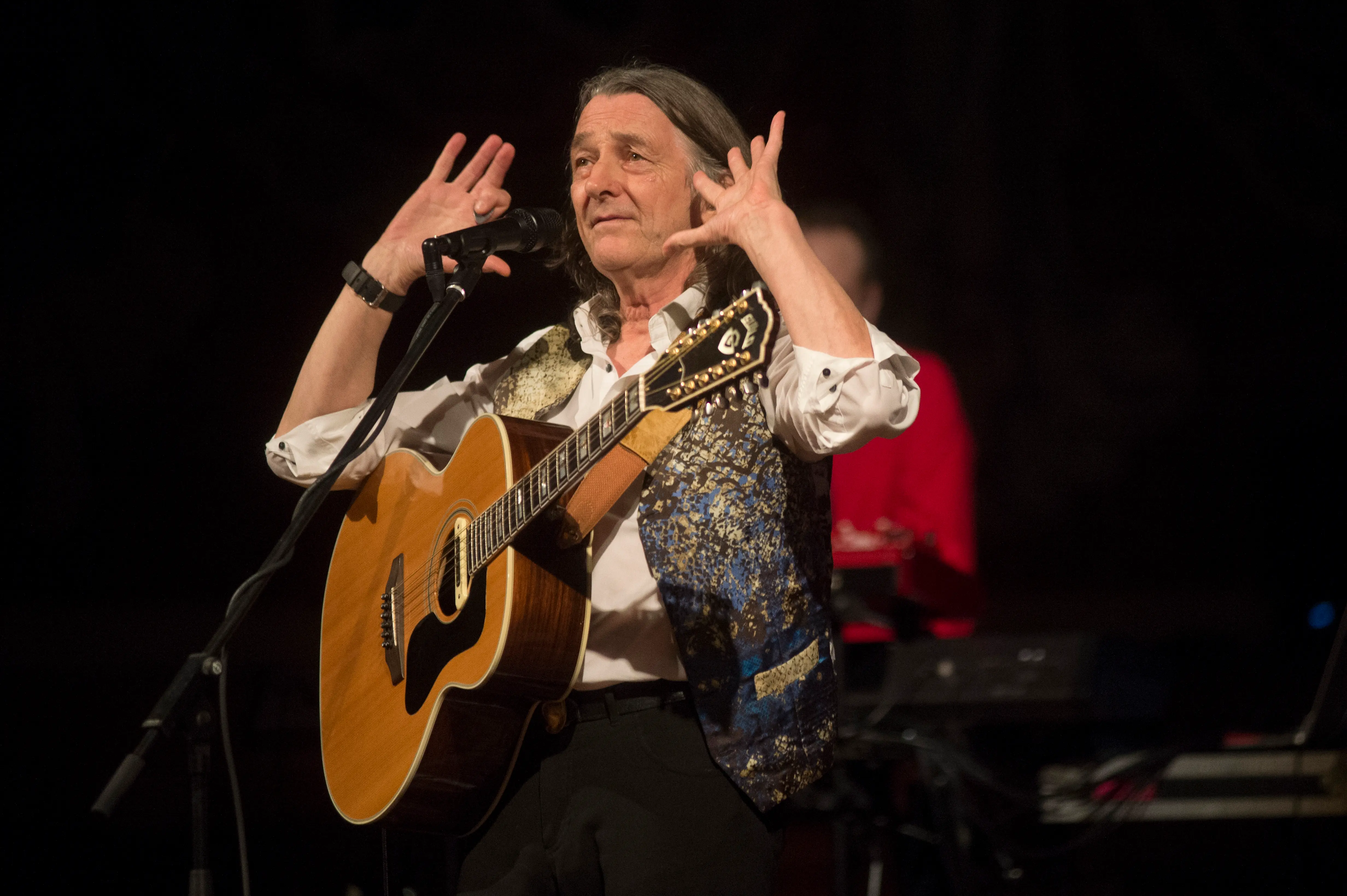 Roger Hodgson perfoms on stage during Festival del Mil.lenni at Palau de la Musica on February 26, 2016 (Image via Getty)