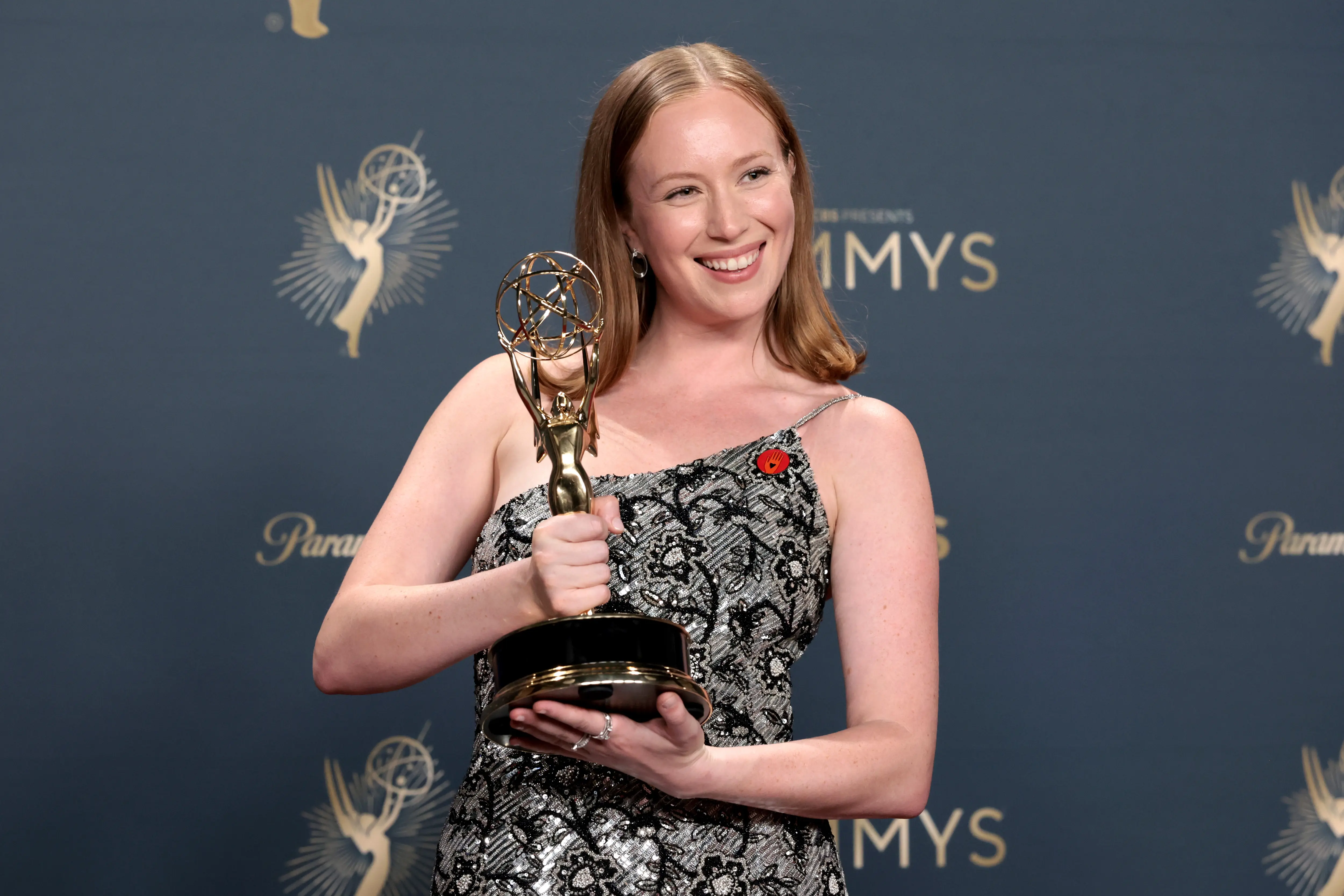 Hannah Einbinder Addresses “Free Palestine” Statement After Emmy Win (Photo by Kevin Mazur/Getty Images)