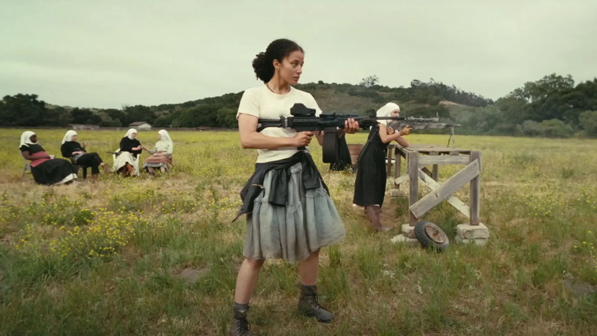 A scene from One Battle After Another (Image via YouTube/@Warner Bros)