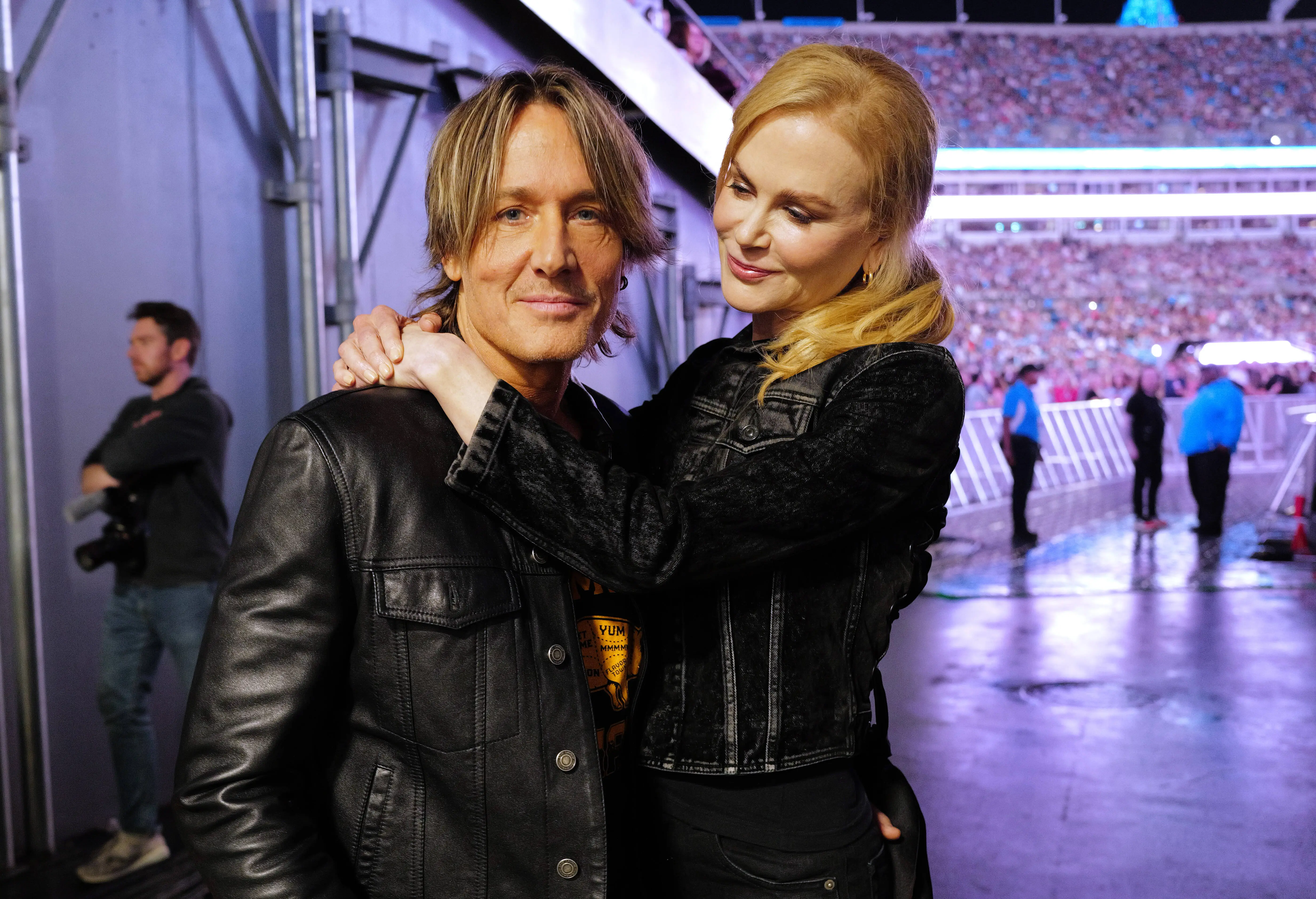 CHARLOTTE, NORTH CAROLINA - OCTOBER 26: (L-R) Keith Urban and Nicole Kidman are seen backstage at the Concert For Carolina Benefit Concert at Bank of America Stadium on October 26, 2024 in Charlotte, North Carolina. (Photo by John Shearer/Getty Images for Concert For Carolina)