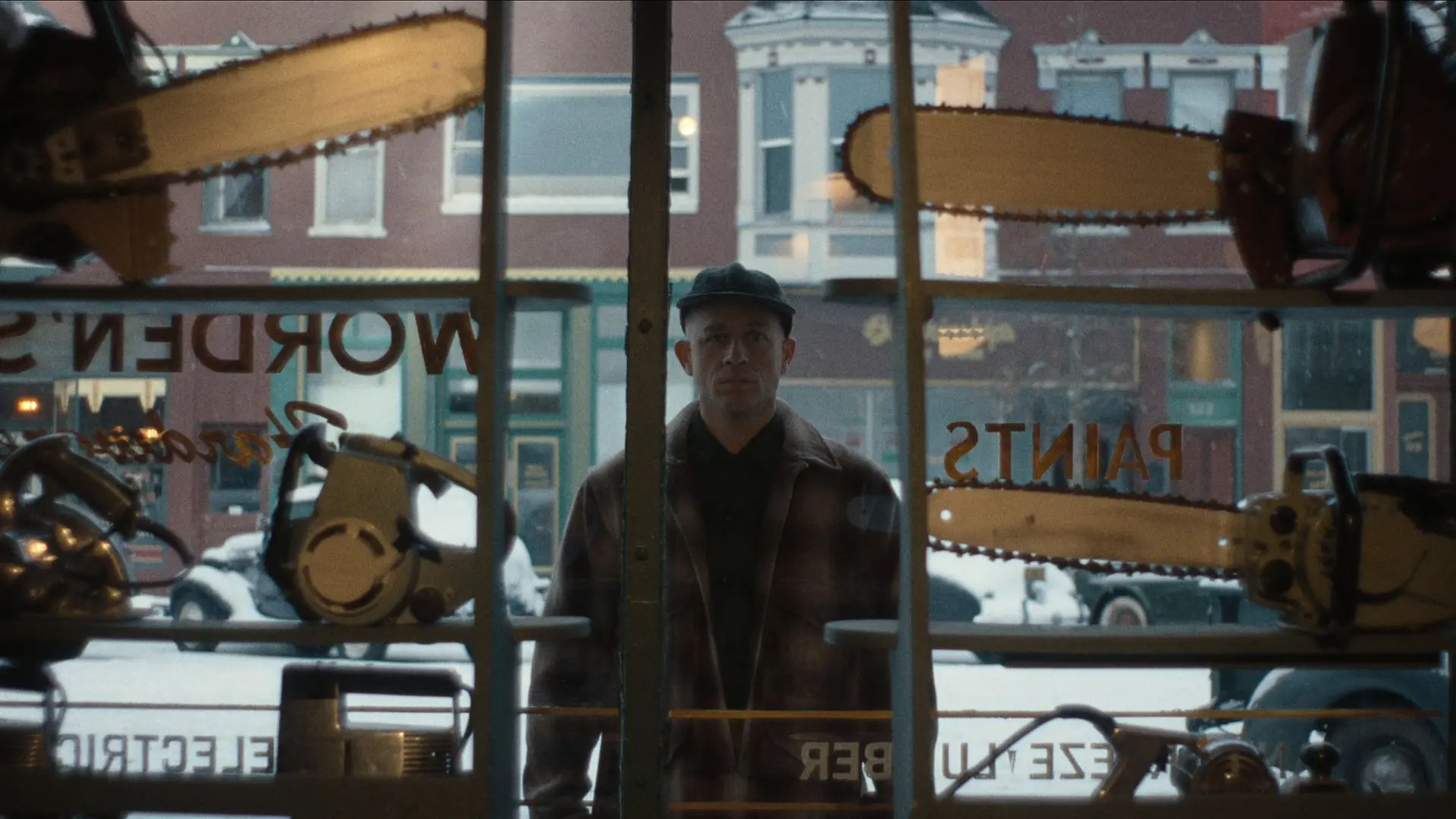 A scene from Monster: The Ed Gein Story (Image via X/@netflix)