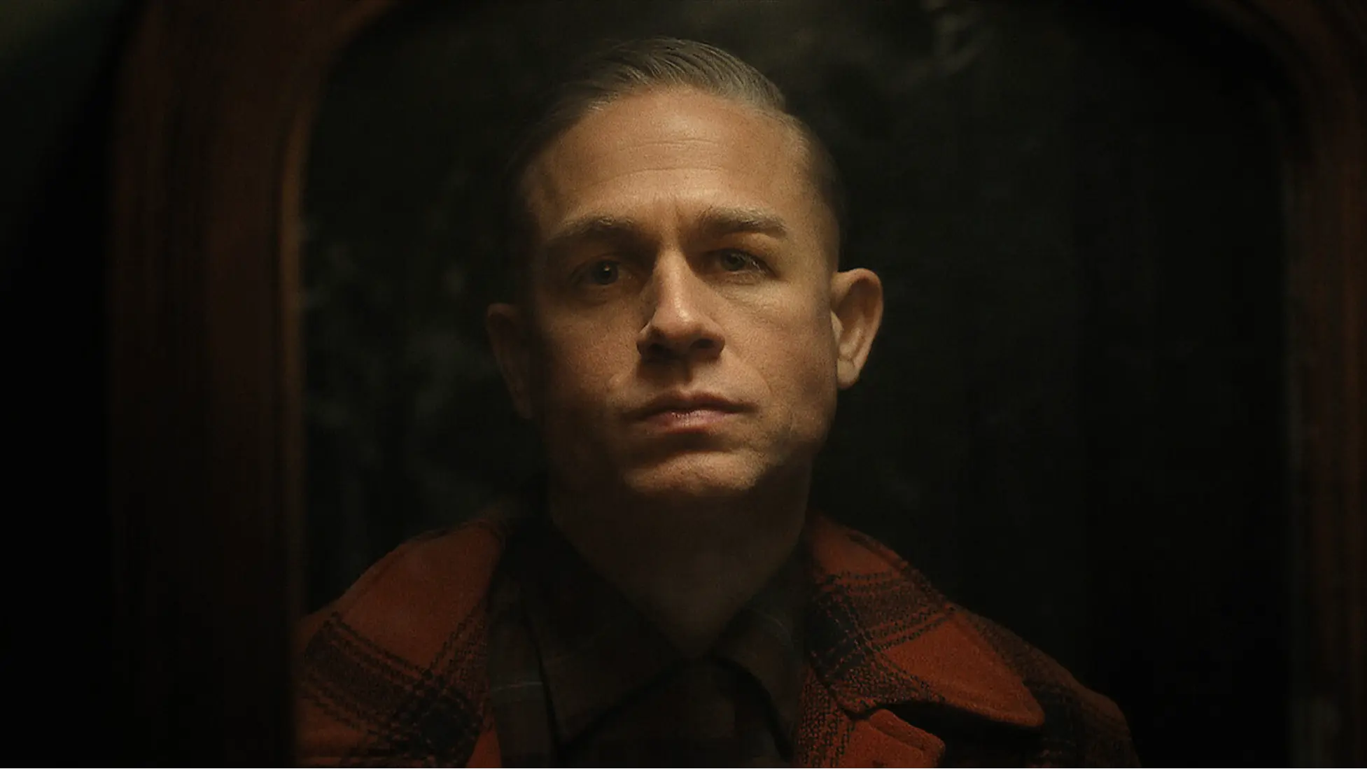 Charlie Hunnam as Ed Gein in Monster: The Ed Gein Story. Image: ©Netflix / Courtesy Netflix.