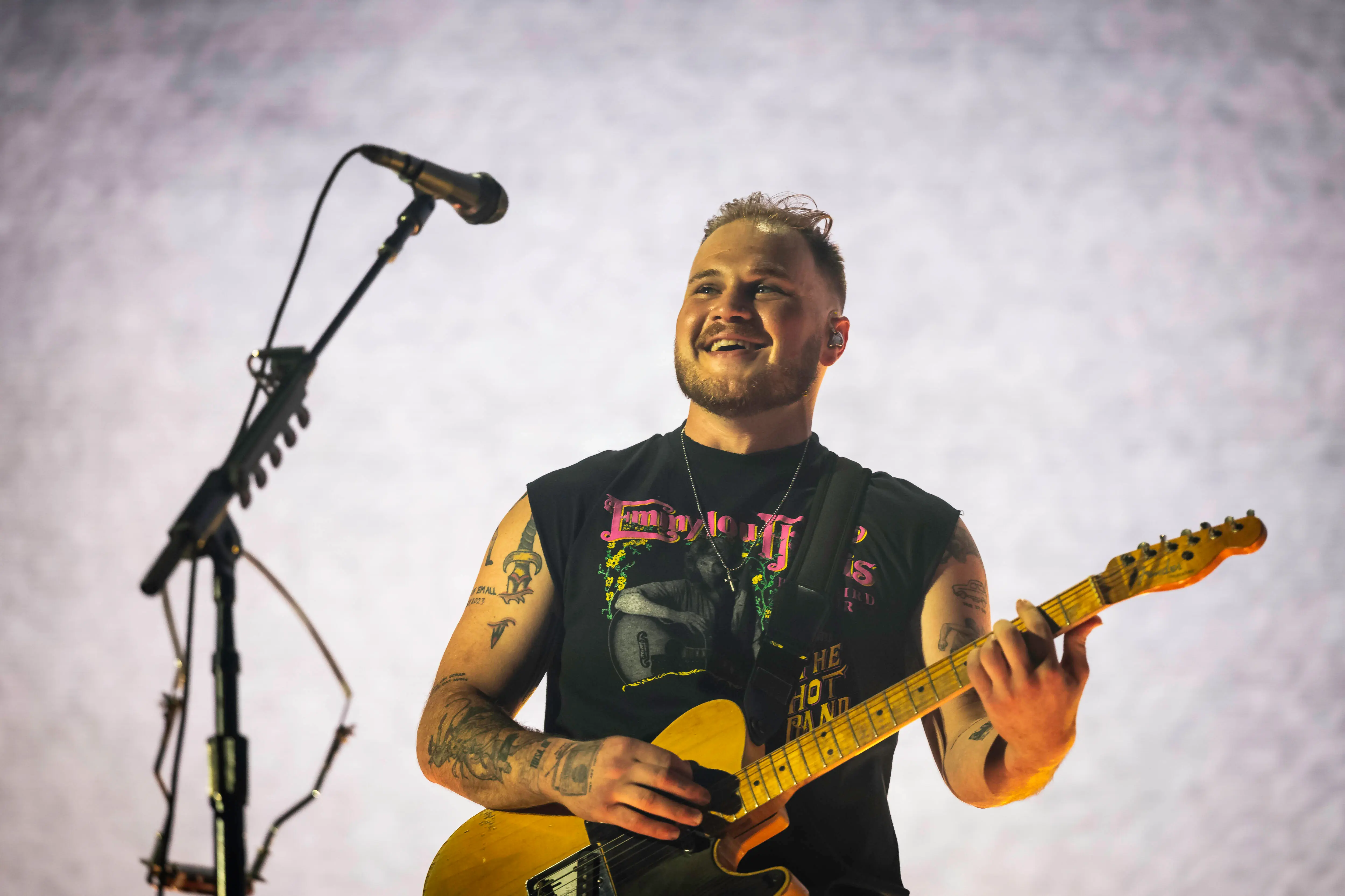 NASHVILLE, TENNESSEE - JUNE 29: Zach Bryan performs during the Quittin Time tour at Nissan Stadium on June 29, 2024 in Nashville, Tennessee. (Photo by Keith Griner/Getty Images)