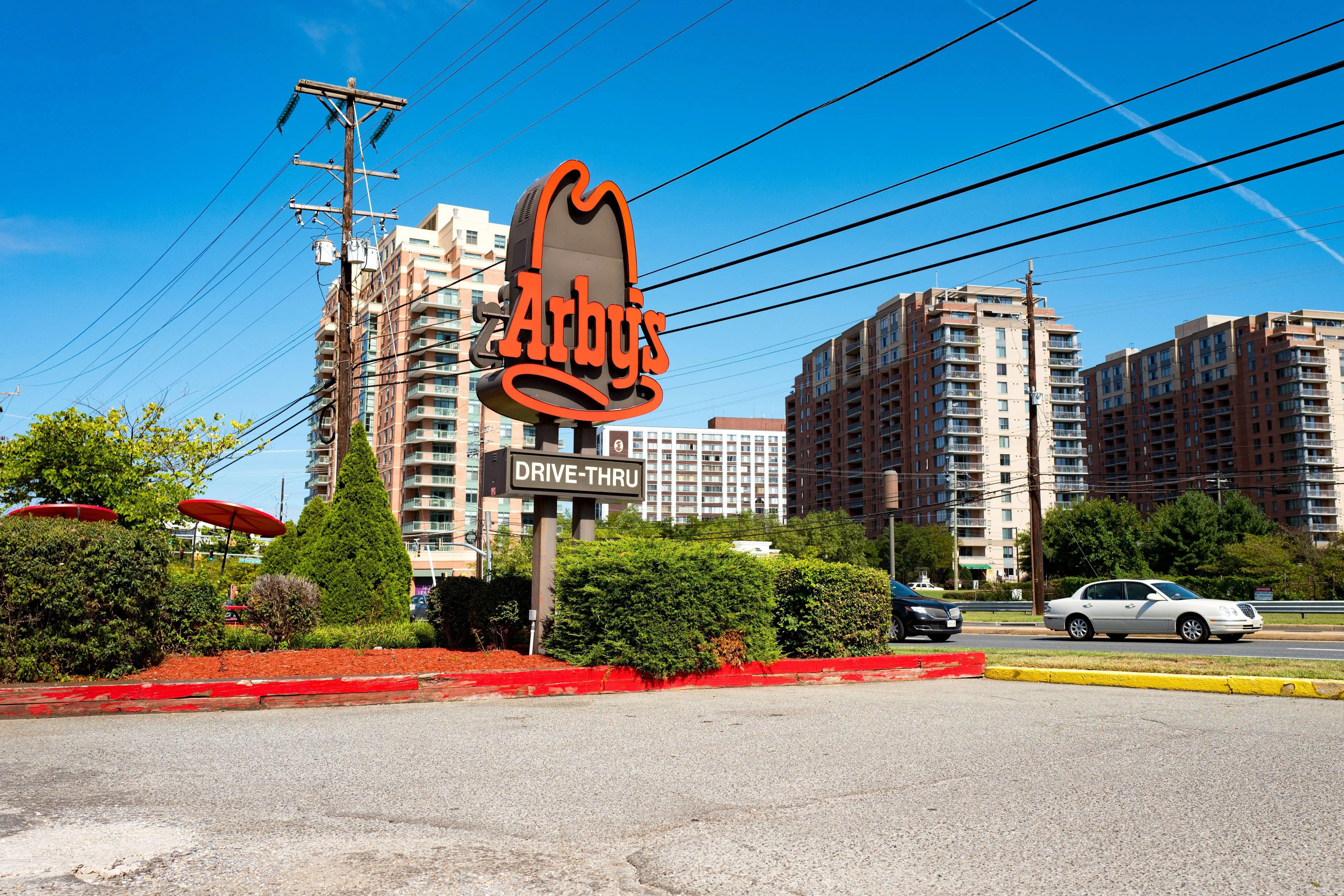 Court denies Arby’s motion to dismiss false advertising lawsuit over sandwich claims (Photo via Smith Collection/Gado/Getty Images).