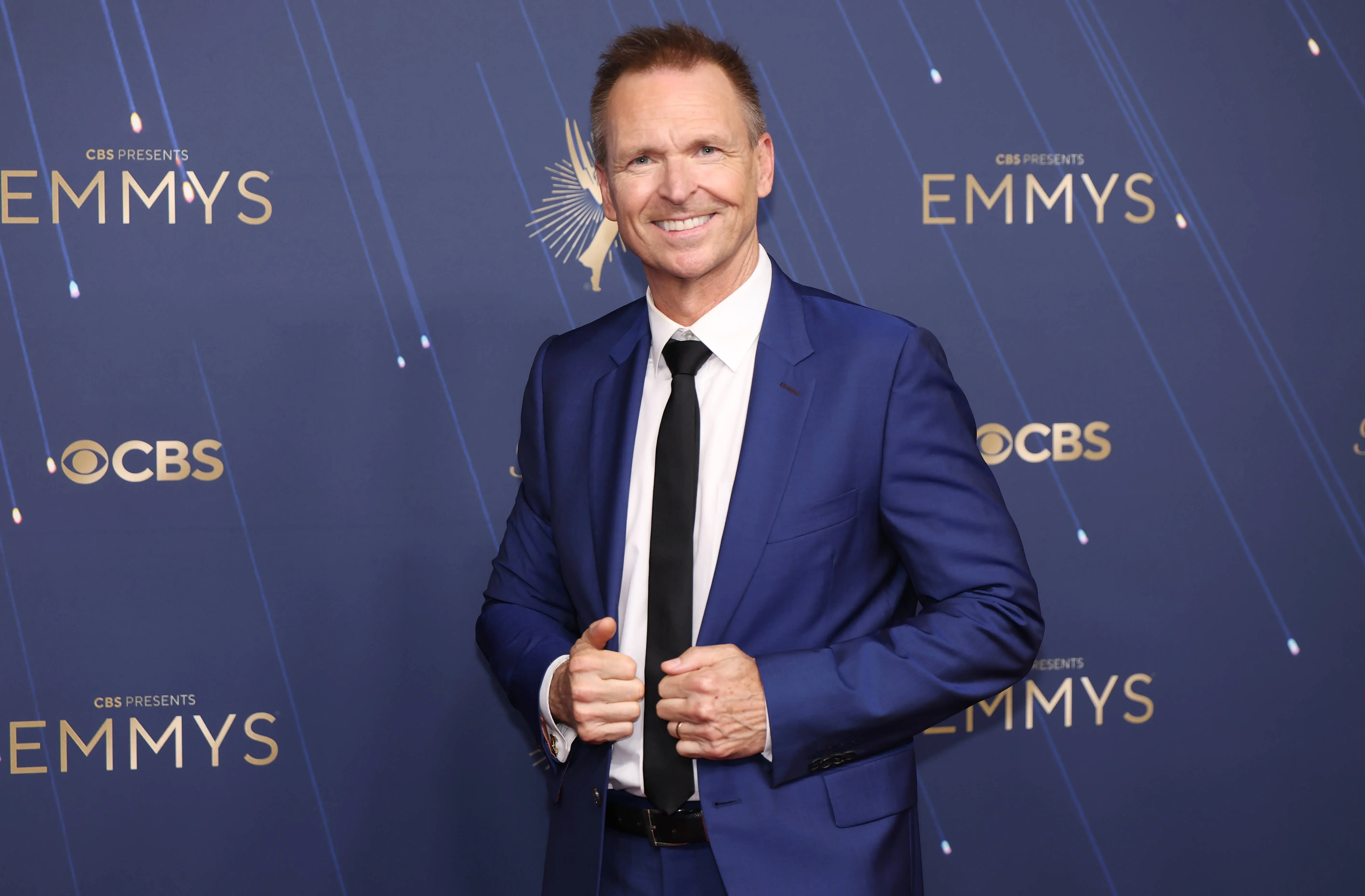 The Amazing Race host Phil Keoghan (Image via Getty)