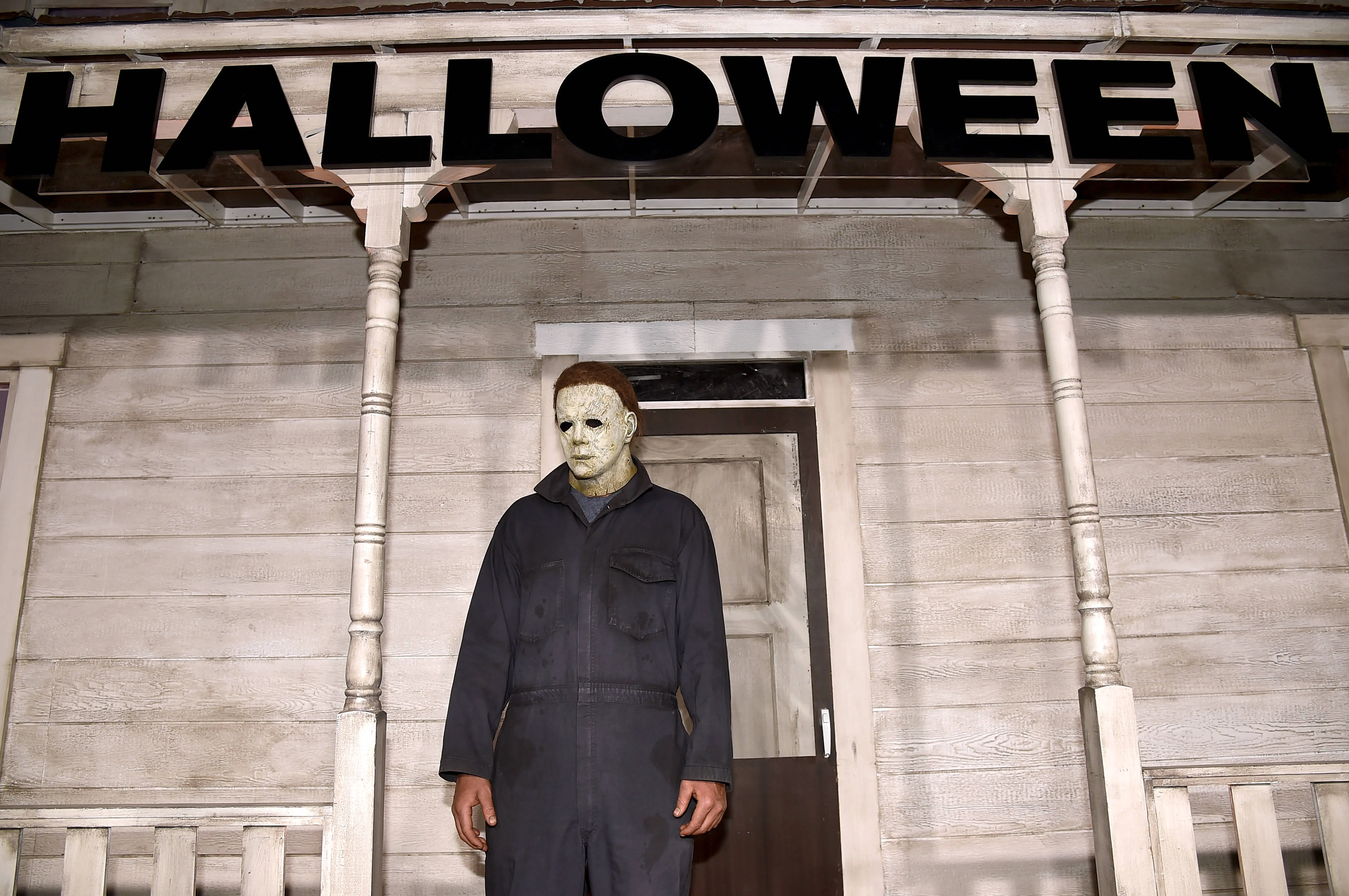 HOLLYWOOD, CALIFORNIA - OCTOBER 17:  An actor dressed as the character of Michael Myers attends the Universal Pictures' "Halloween" premiere at TCL Chinese Theatre on October 17, 2018 in Hollywood, California. (Photo by Kevin Winter/Getty Images)