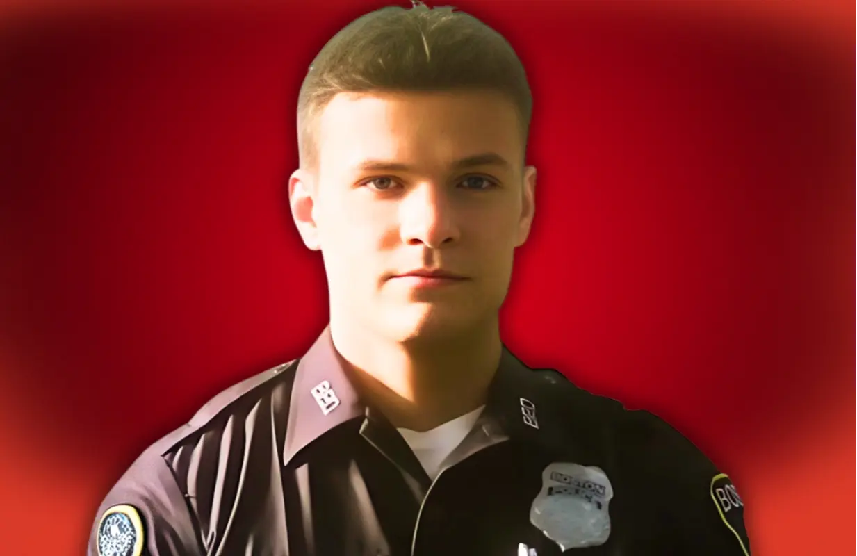 Mika Amonsen is playing Sean Reagan in Boston Blue Season 1