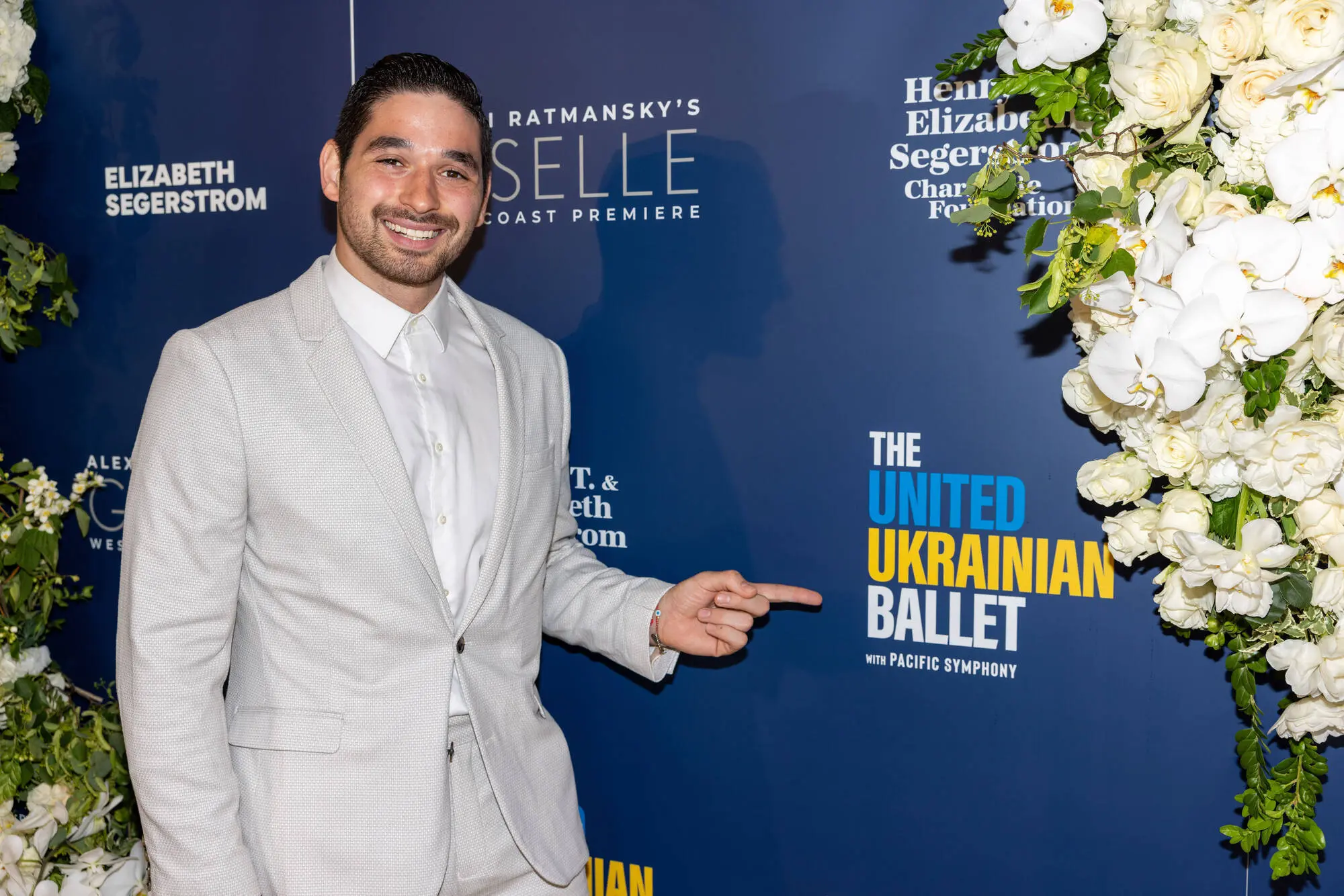 DWTS pro Alan Bersten attends United Ukrainian Ballet Ratmansky's Giselle (Image via Getty)