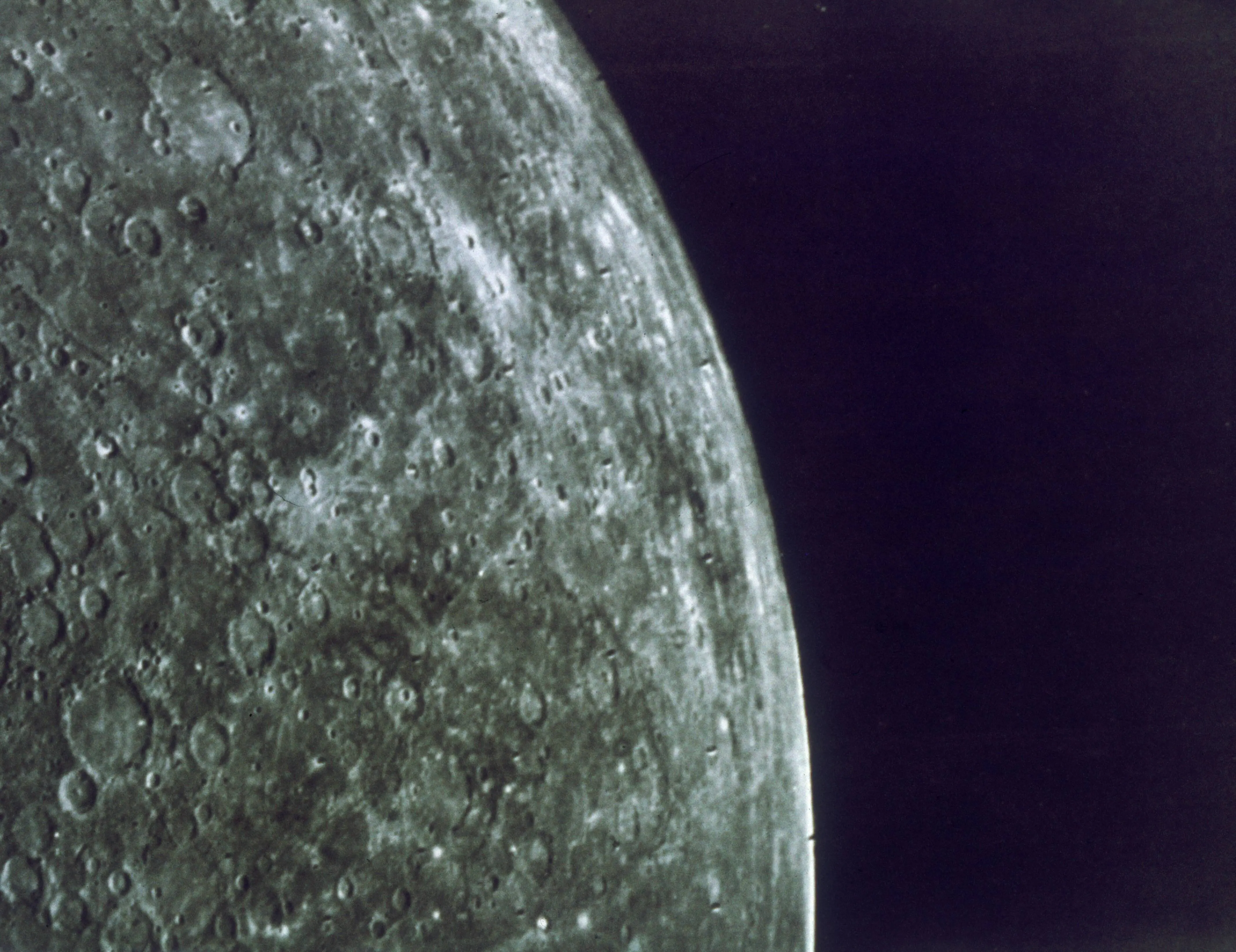 The surface of Mercury, as photographed by the Mariner 10 craft, circa 1974. (Photo by Space Frontiers/Hulton Archive/Getty Images)