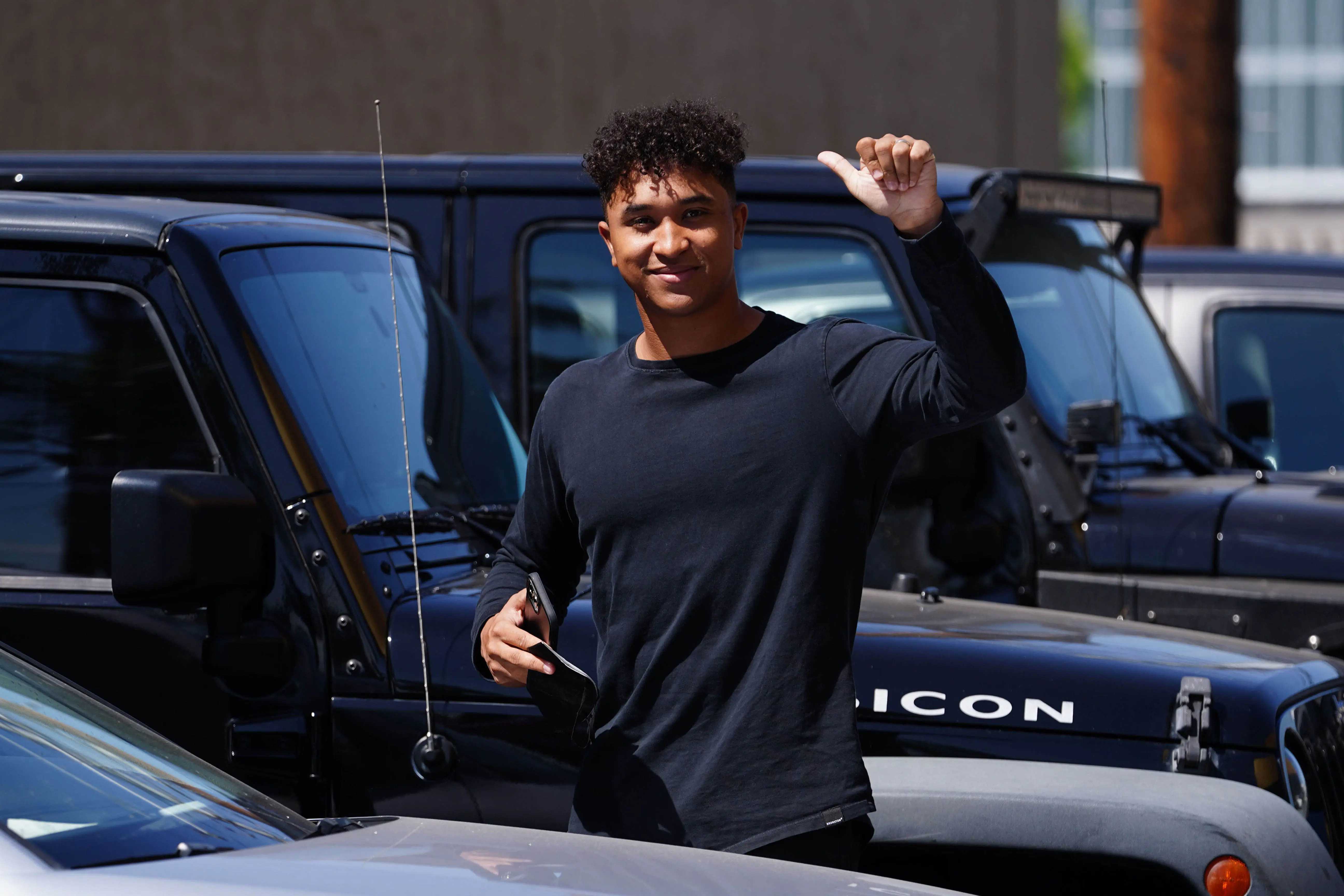 Brandon Armstrong arrives at 'Dancing with the Stars' (Image via Getty)