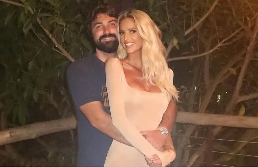 Emma Hernan and Blake Davis (Image via Instagram/@beachboybd)