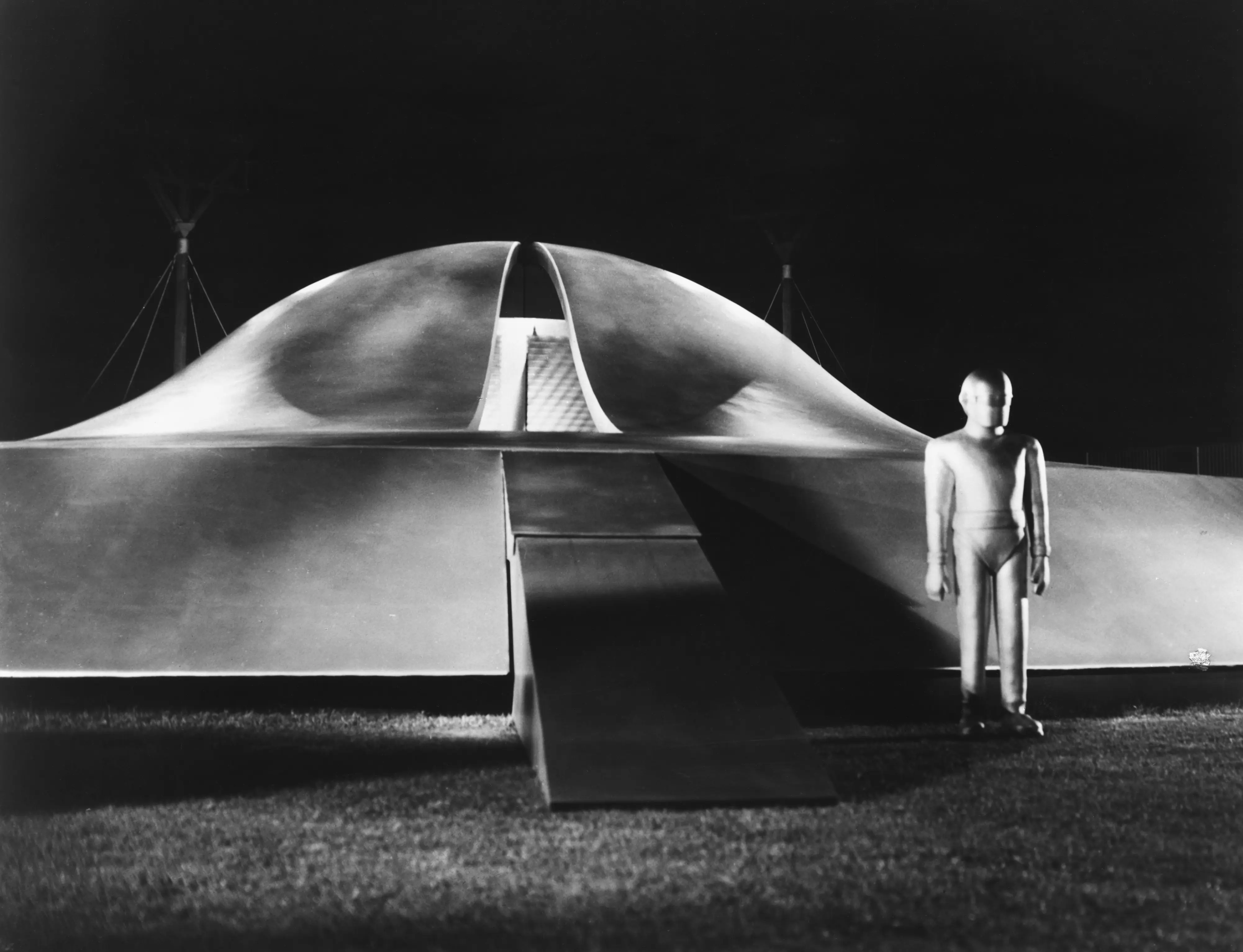 Gort standing by his spacecraft in a scene from The Day the Earth Stood Still. (Photo by �� John Springer Collection/CORBIS/Corbis via Getty Images)