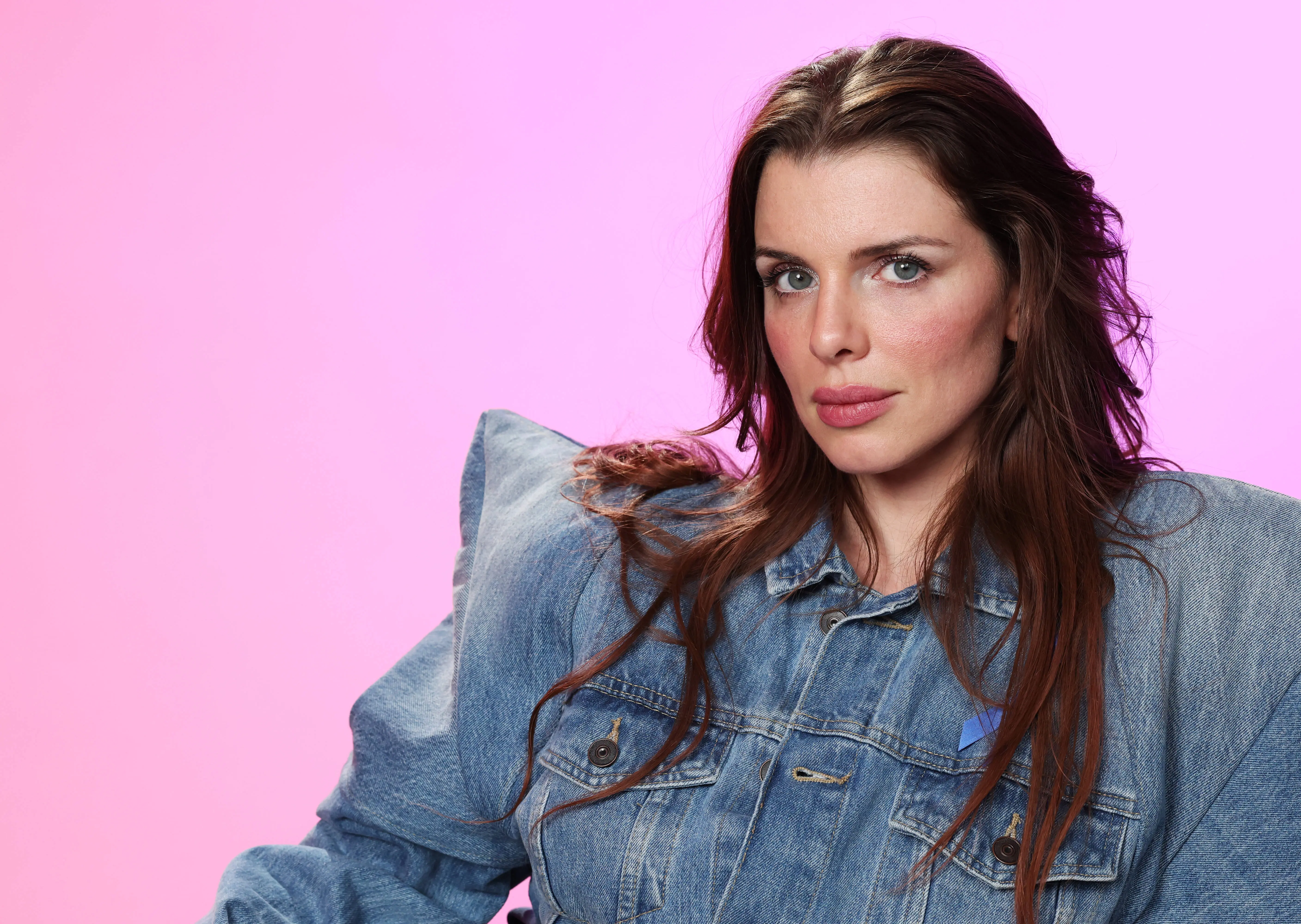 Julia Fox responded to the controversy emerging from her Halloween party outfit (Image via Getty)