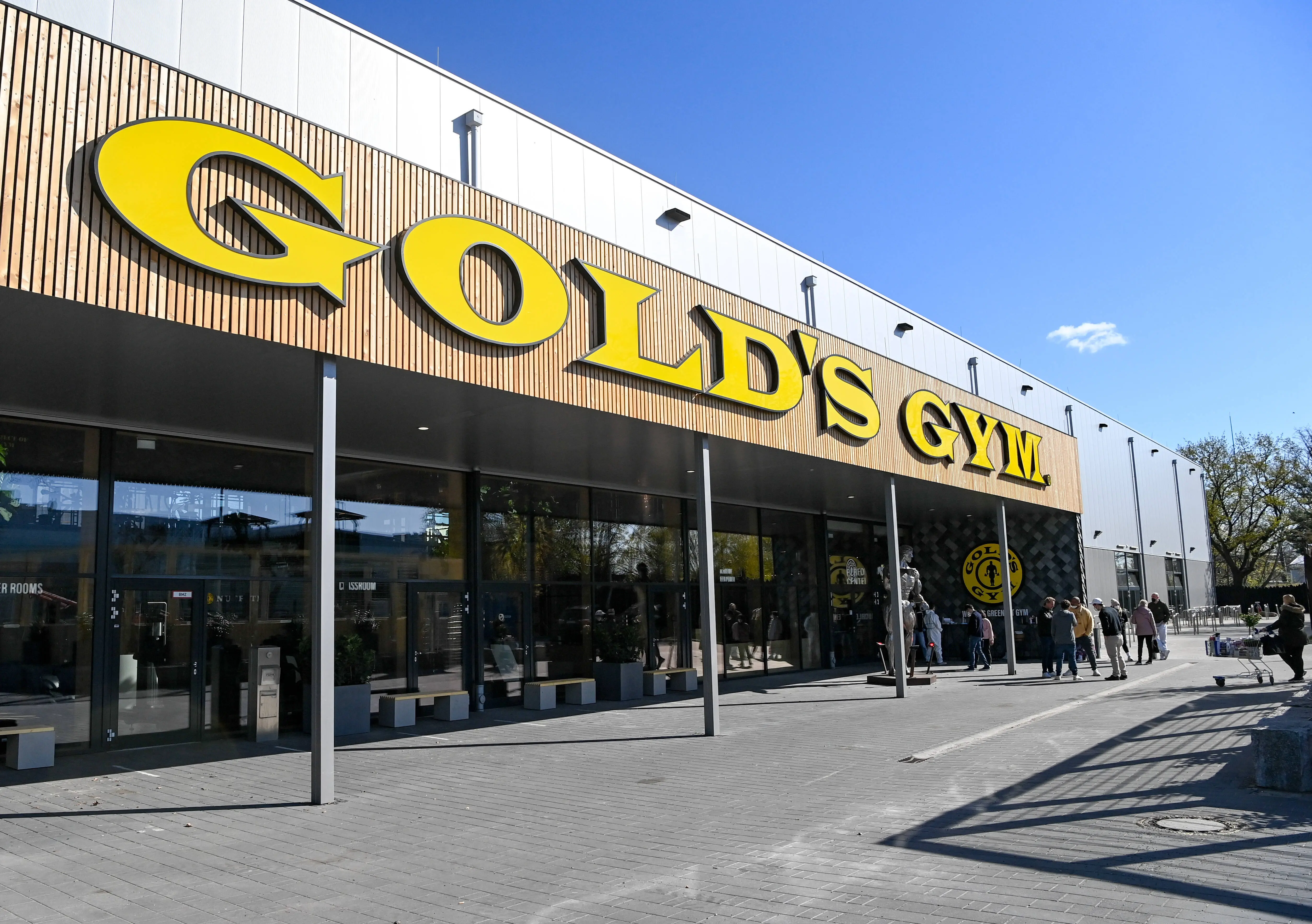 The fitness chain Gold's Gym (Photo by Jens Kalaene/picture alliance via Getty Images)